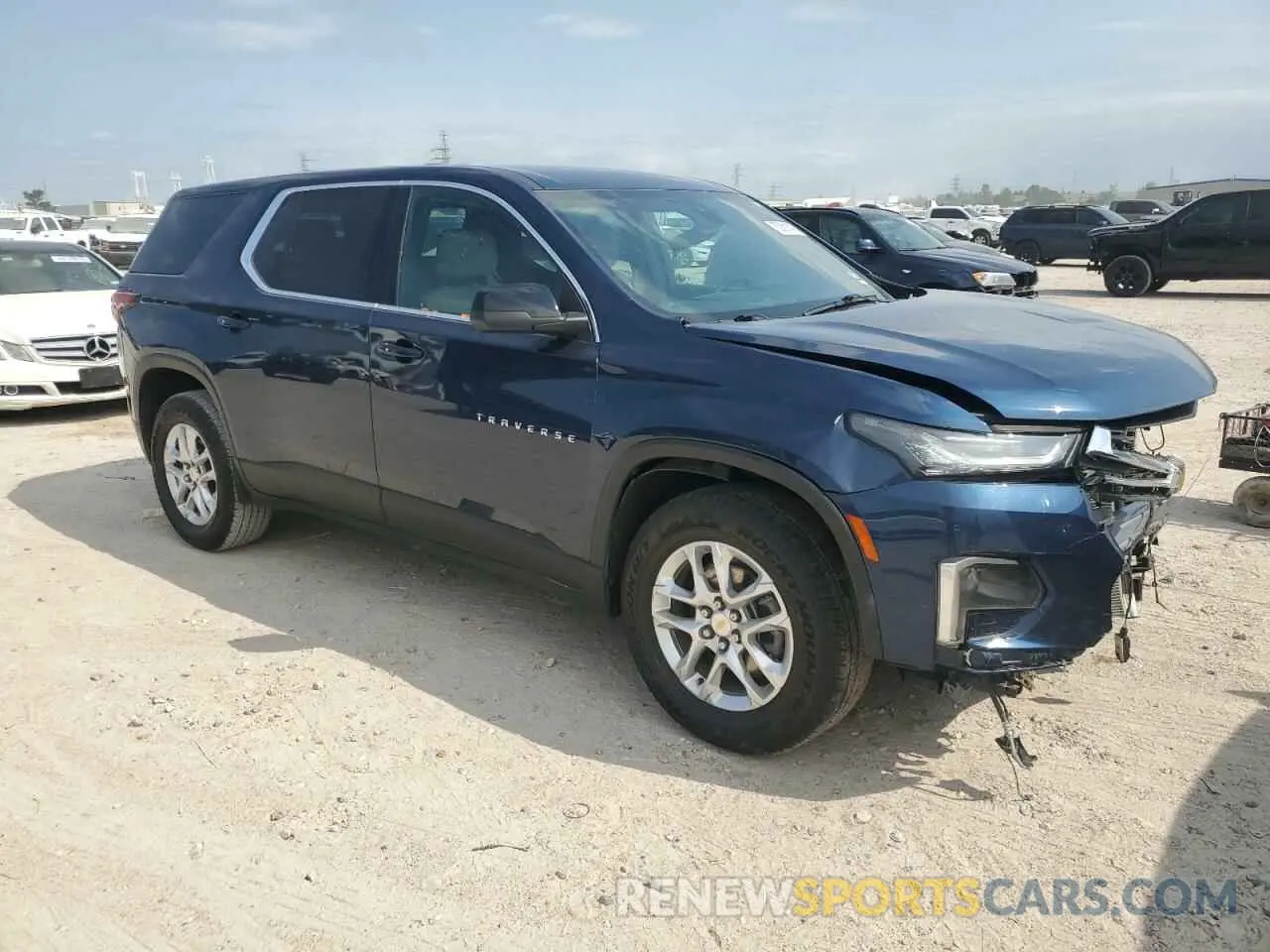 4 Фотография поврежденного автомобиля 1GNERFKW7NJ169151 CHEVROLET TRAVERSE 2022