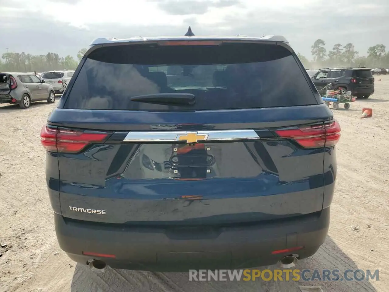 6 Фотография поврежденного автомобиля 1GNERFKW7NJ169151 CHEVROLET TRAVERSE 2022