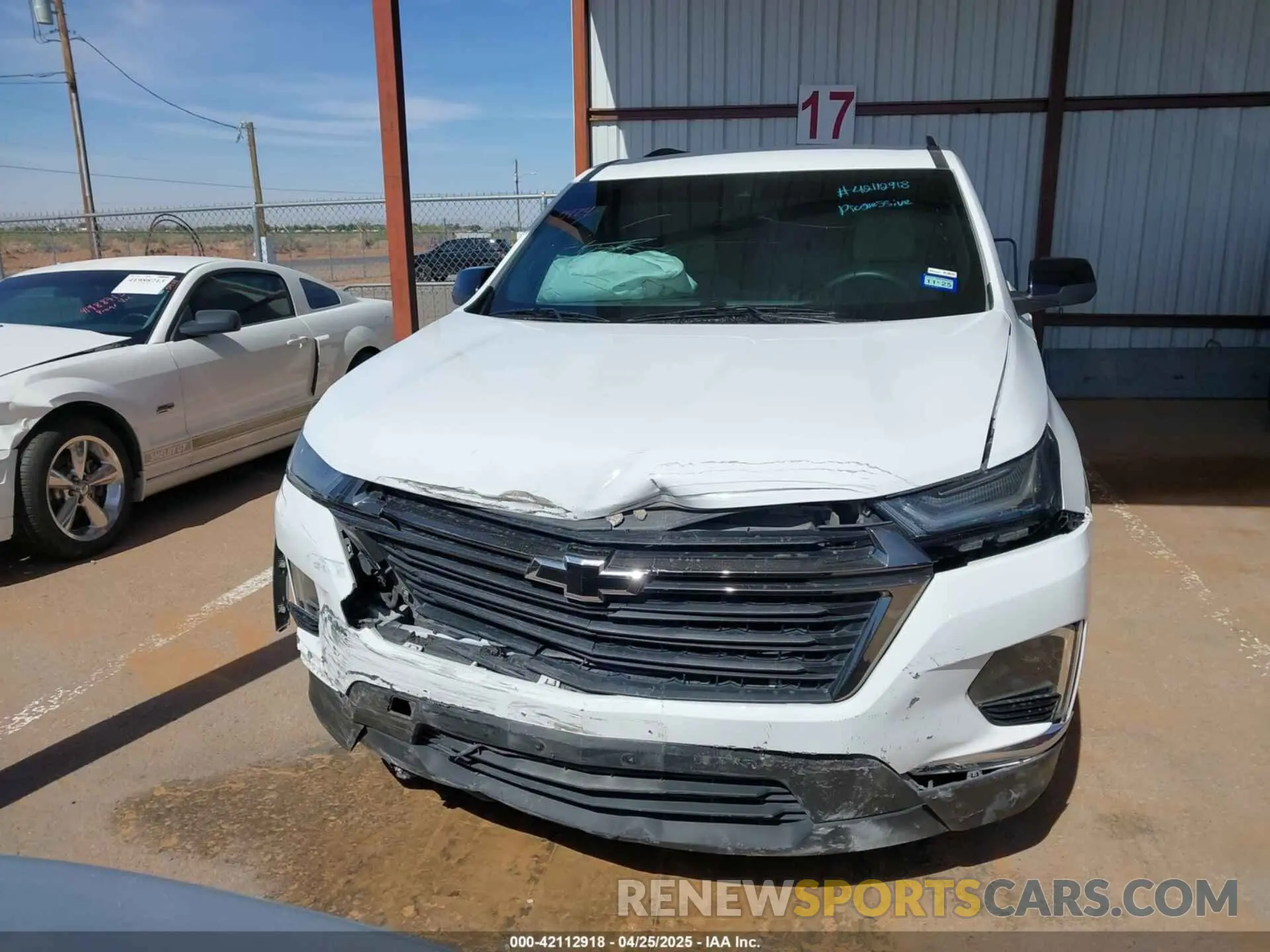 12 Фотография поврежденного автомобиля 1GNERFKW9NJ185979 CHEVROLET TRAVERSE 2022