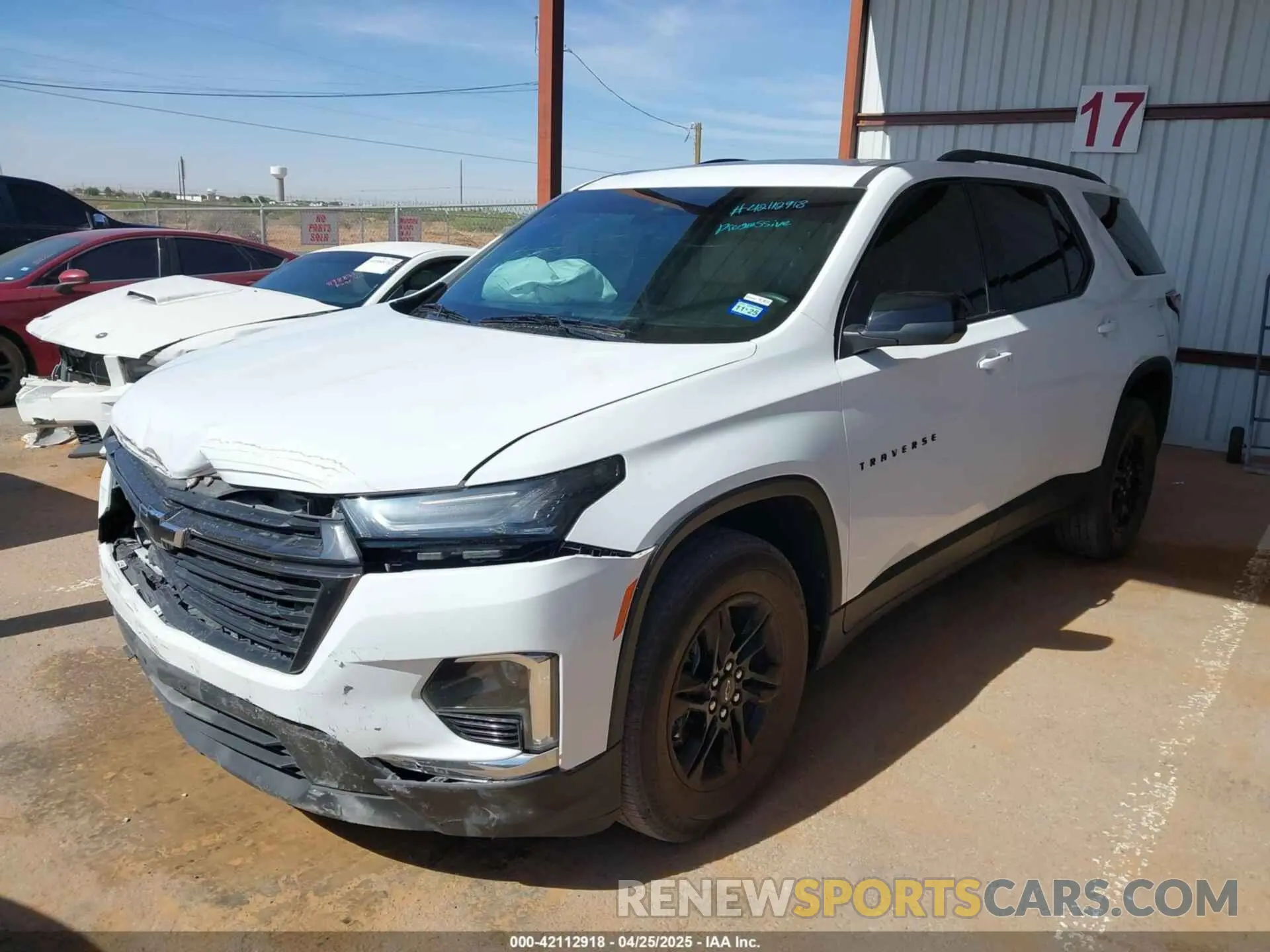 2 Фотография поврежденного автомобиля 1GNERFKW9NJ185979 CHEVROLET TRAVERSE 2022