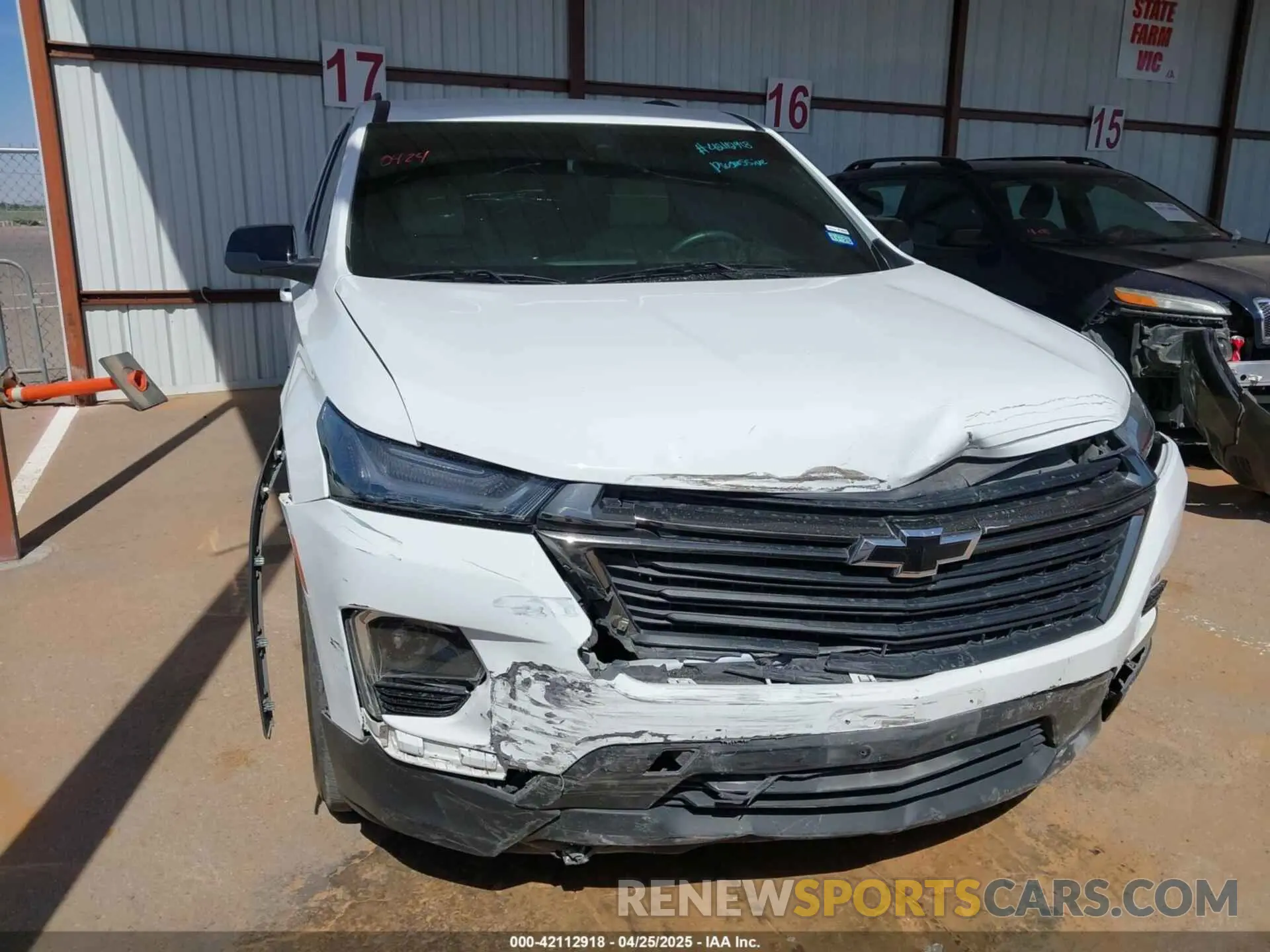 6 Фотография поврежденного автомобиля 1GNERFKW9NJ185979 CHEVROLET TRAVERSE 2022