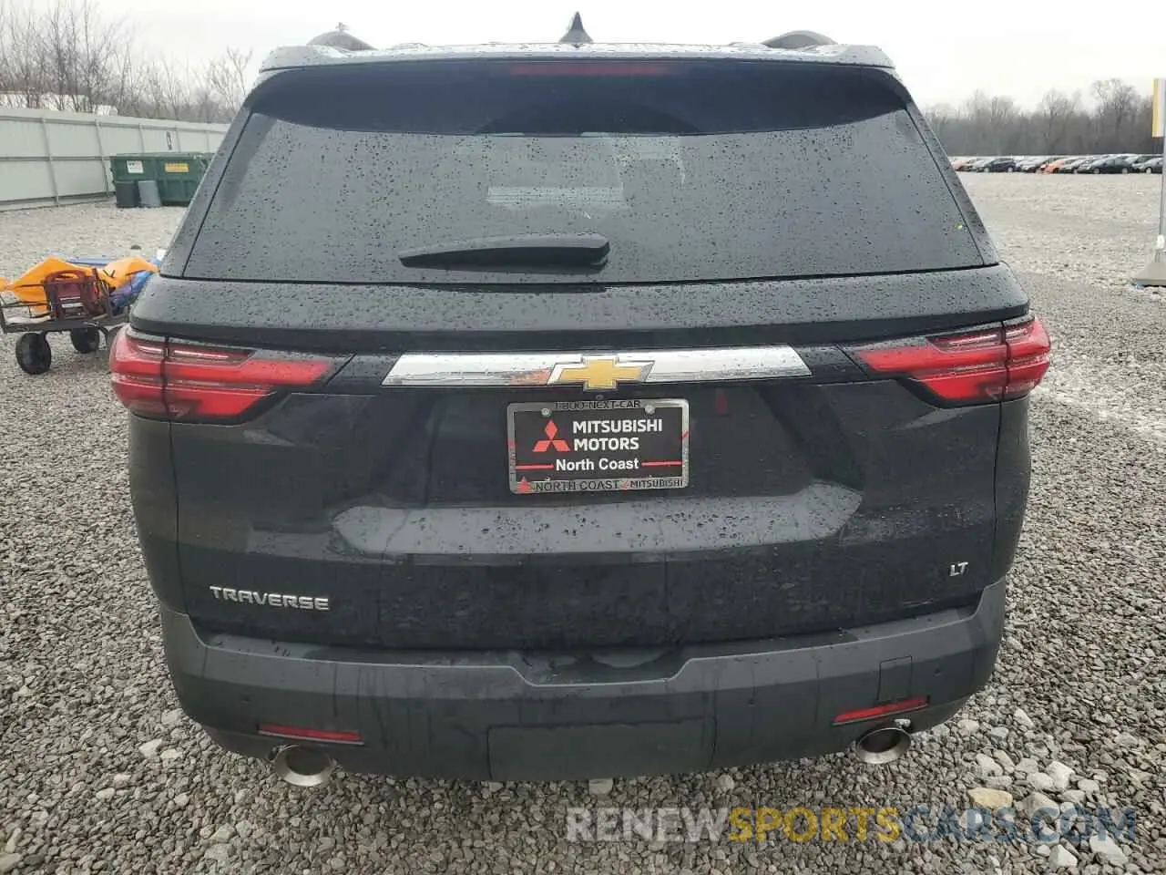 6 Photograph of a damaged car 1GNERGKW0NJ138488 CHEVROLET TRAVERSE 2022