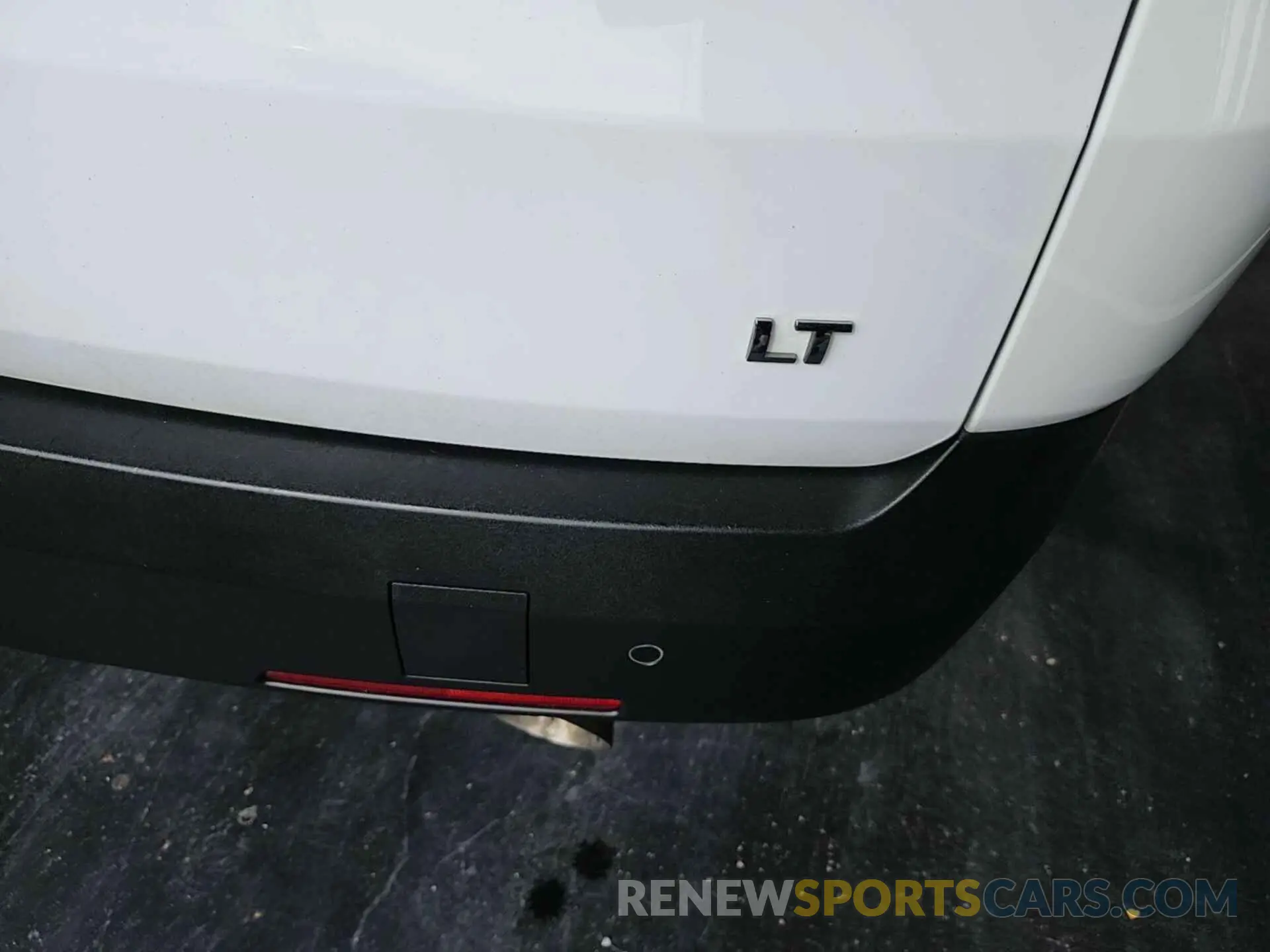 20 Photograph of a damaged car 1GNERGKW0NJ157798 CHEVROLET TRAVERSE 2022