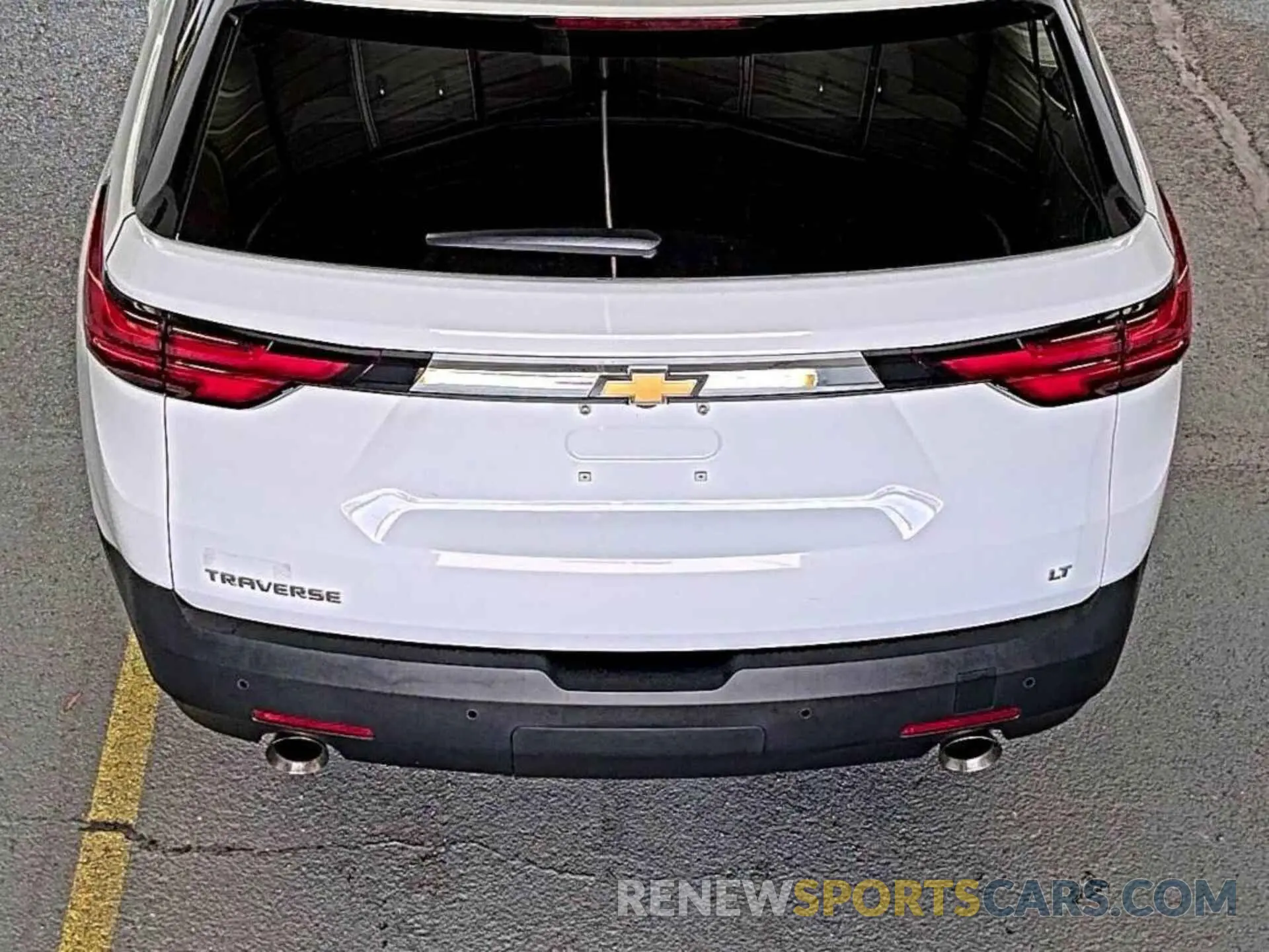 1 Photograph of a damaged car 1GNERGKW1NJ150939 CHEVROLET TRAVERSE 2022
