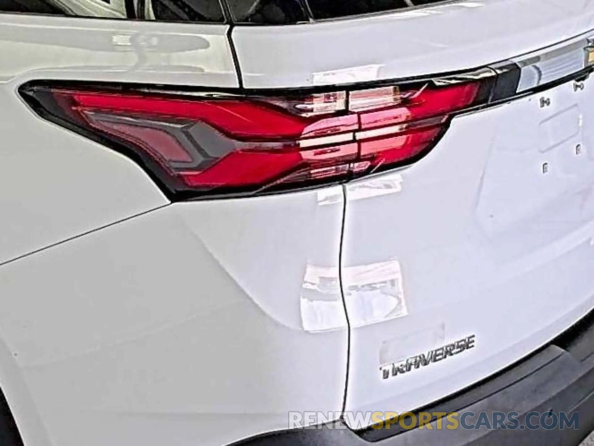 31 Photograph of a damaged car 1GNERGKW1NJ150939 CHEVROLET TRAVERSE 2022