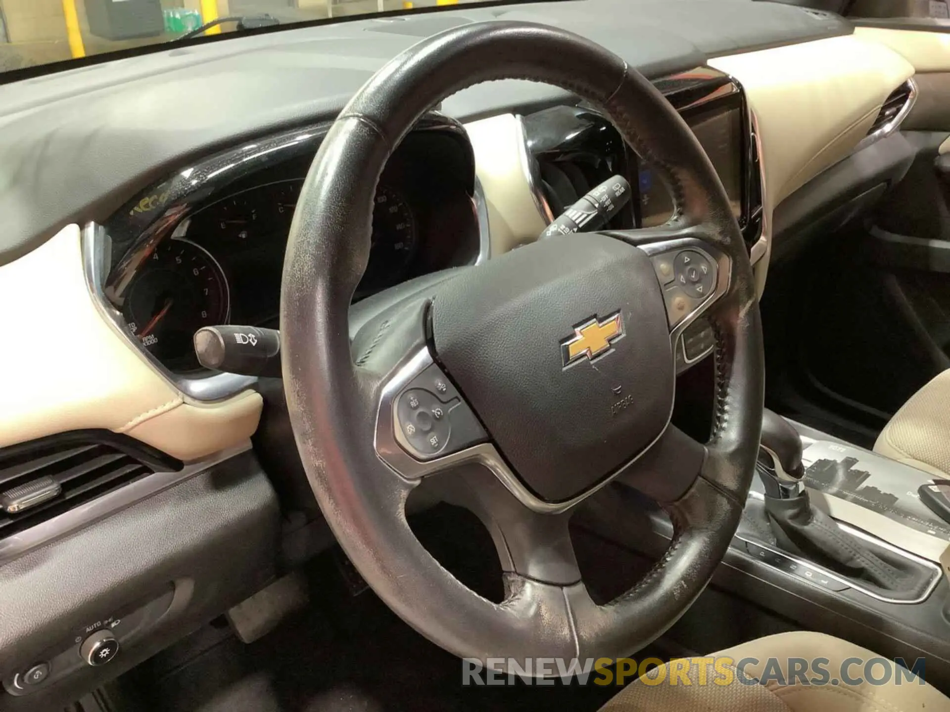 32 Photograph of a damaged car 1GNERGKW1NJ150939 CHEVROLET TRAVERSE 2022