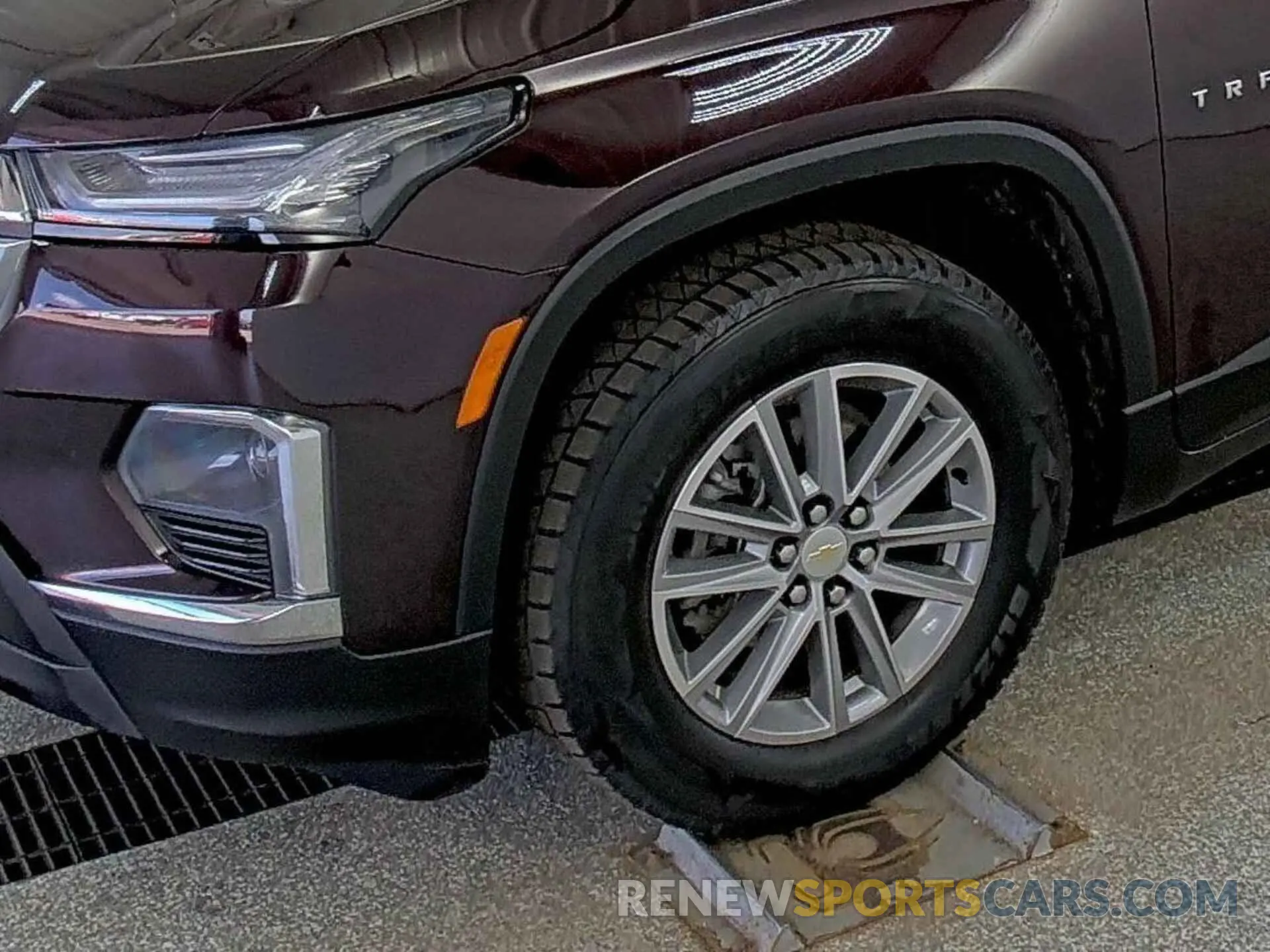 16 Photograph of a damaged car 1GNERGKW2NJ141618 CHEVROLET TRAVERSE 2022