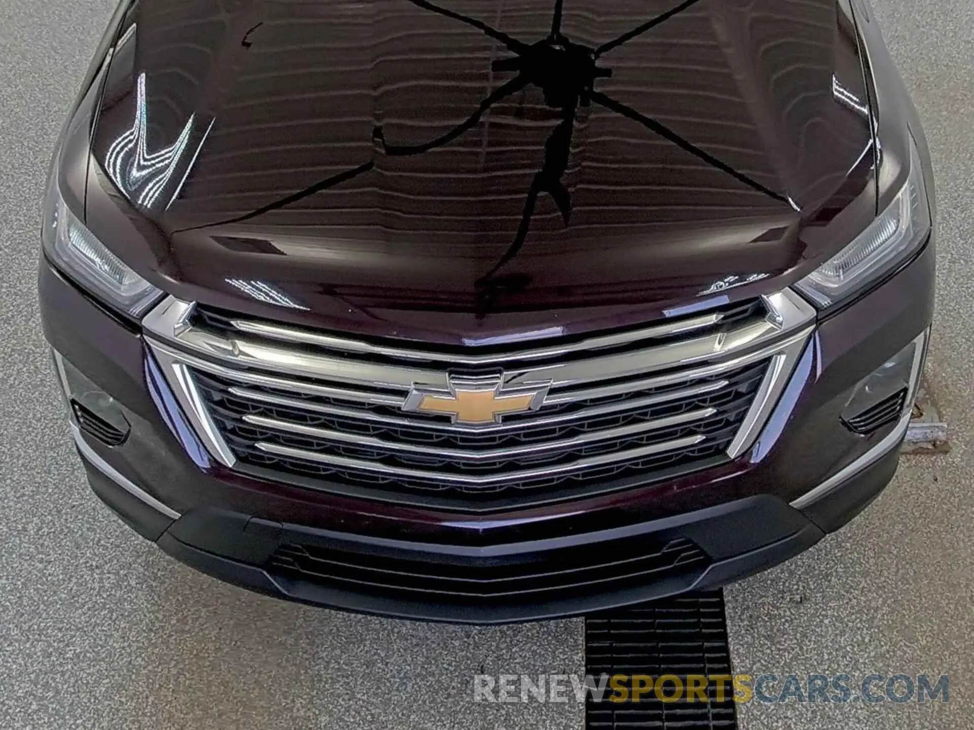 17 Photograph of a damaged car 1GNERGKW2NJ141618 CHEVROLET TRAVERSE 2022