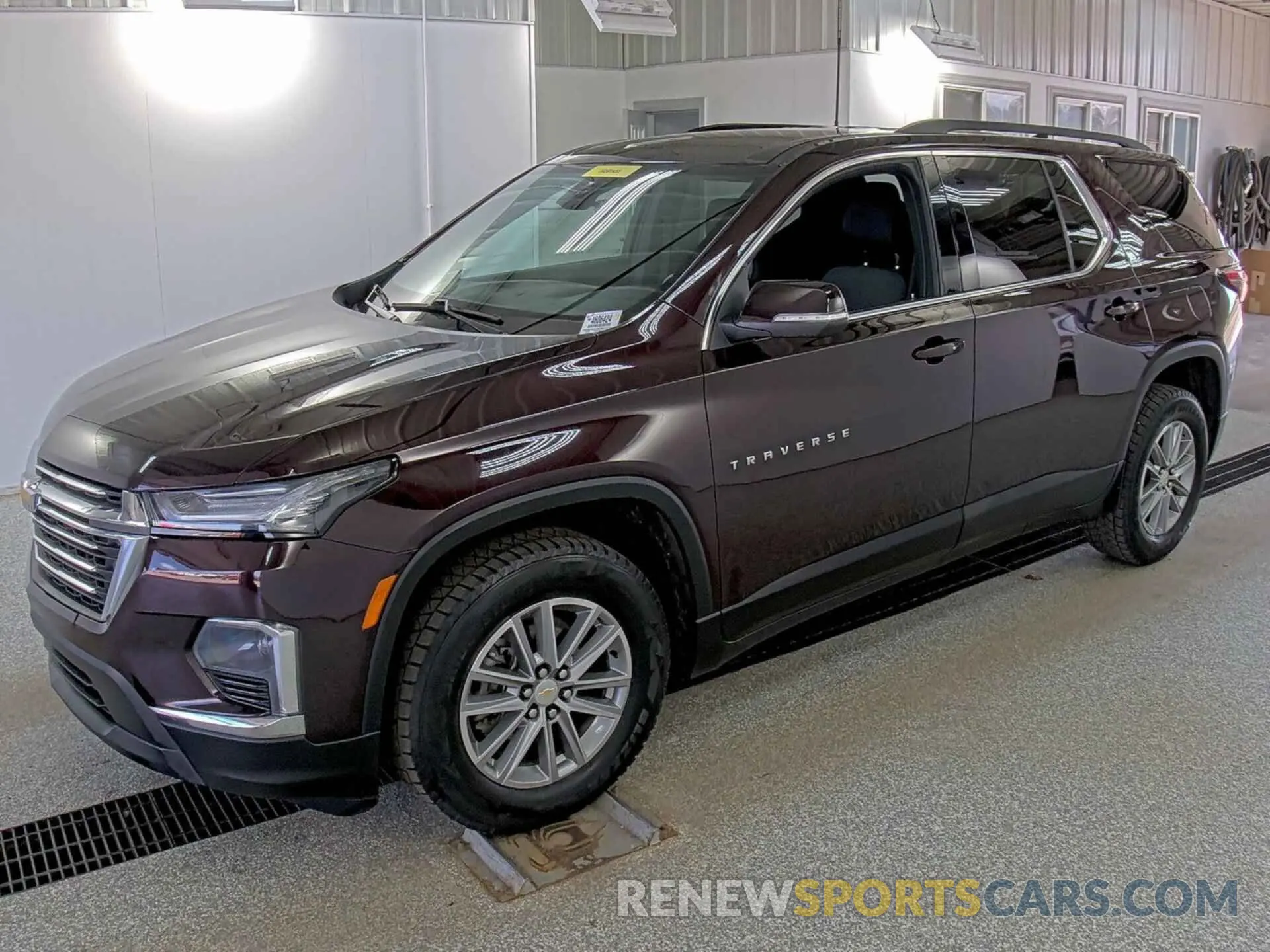 29 Photograph of a damaged car 1GNERGKW2NJ141618 CHEVROLET TRAVERSE 2022