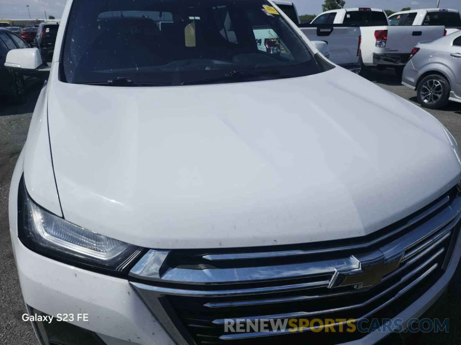 4 Photograph of a damaged car 1GNERGKW3NJ152241 CHEVROLET TRAVERSE 2022