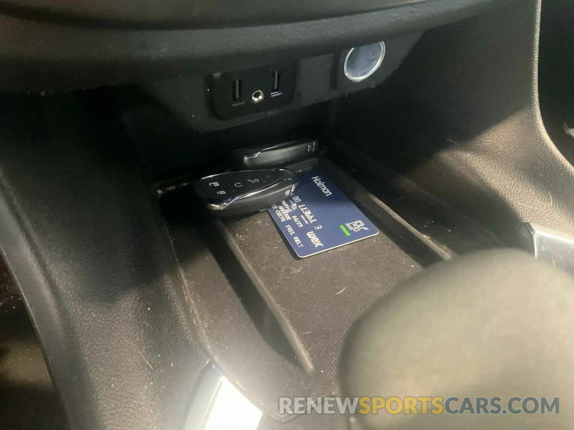 1 Photograph of a damaged car 1GNERGKW3NJ173168 CHEVROLET TRAVERSE 2022