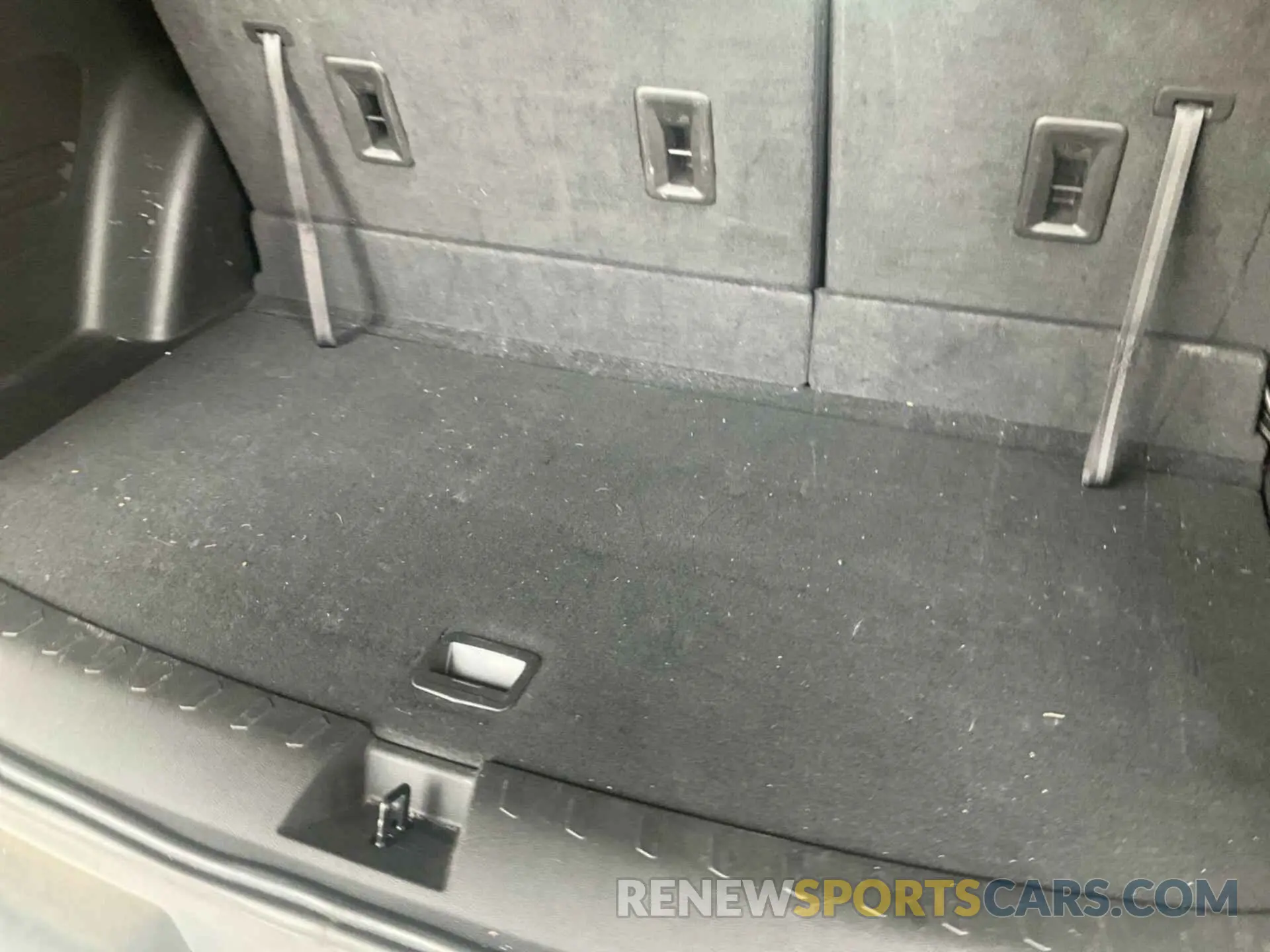 21 Photograph of a damaged car 1GNERGKW3NJ173168 CHEVROLET TRAVERSE 2022