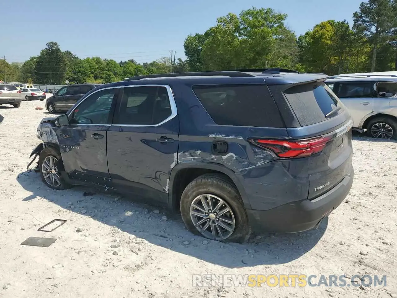 2 Photograph of a damaged car 1GNERGKW4NJ127865 CHEVROLET TRAVERSE 2022