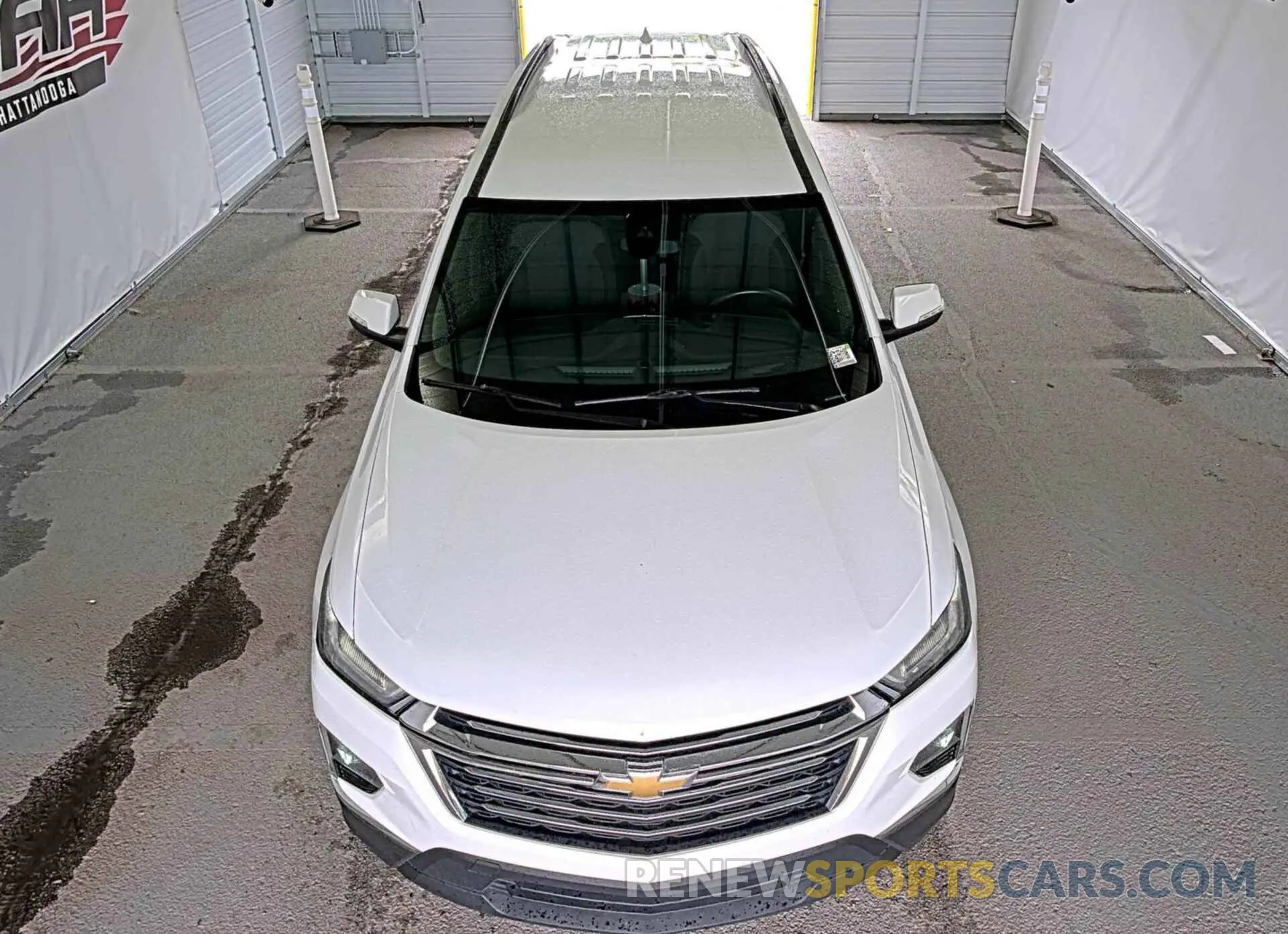 2 Photograph of a damaged car 1GNERGKW5NJ150961 CHEVROLET TRAVERSE 2022