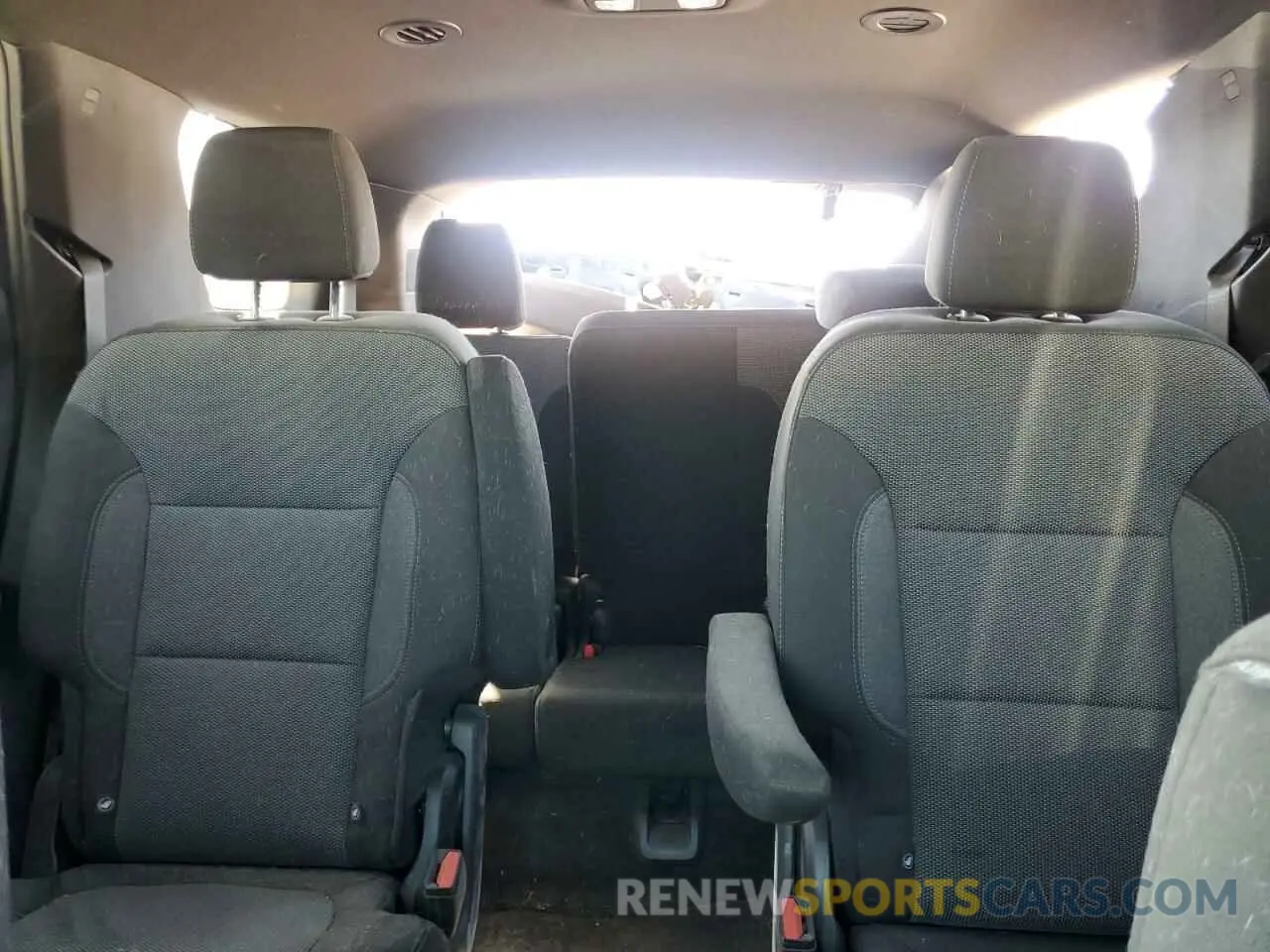 10 Фотография поврежденного автомобиля 1GNERGKW5NJ183667 CHEVROLET TRAVERSE 2022