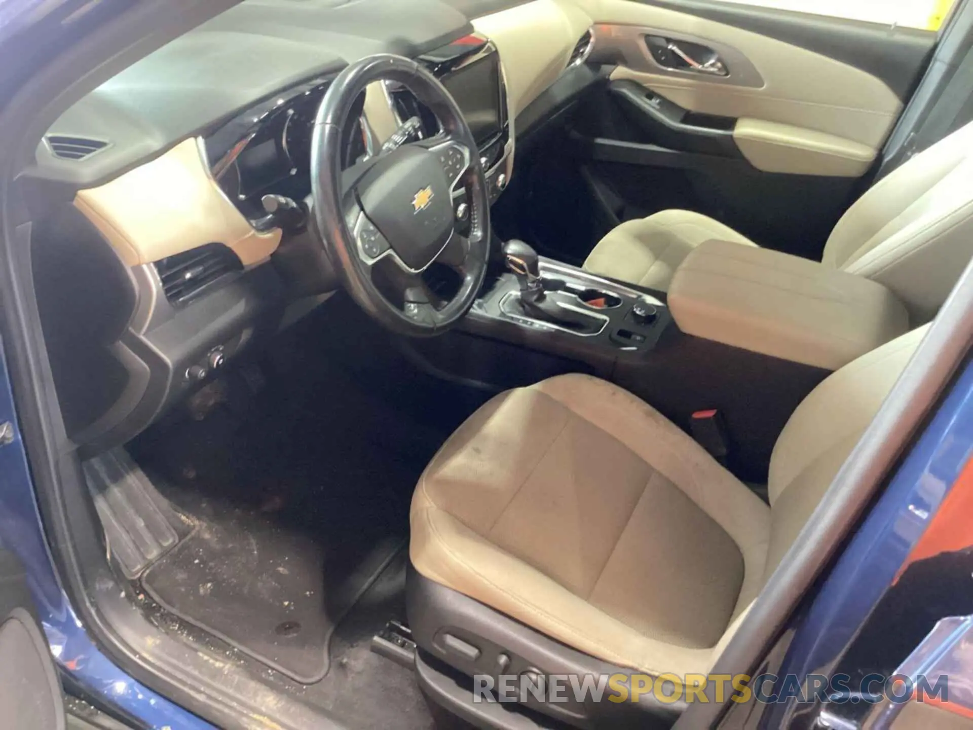 15 Photograph of a damaged car 1GNERGKW6NJ188540 CHEVROLET TRAVERSE 2022