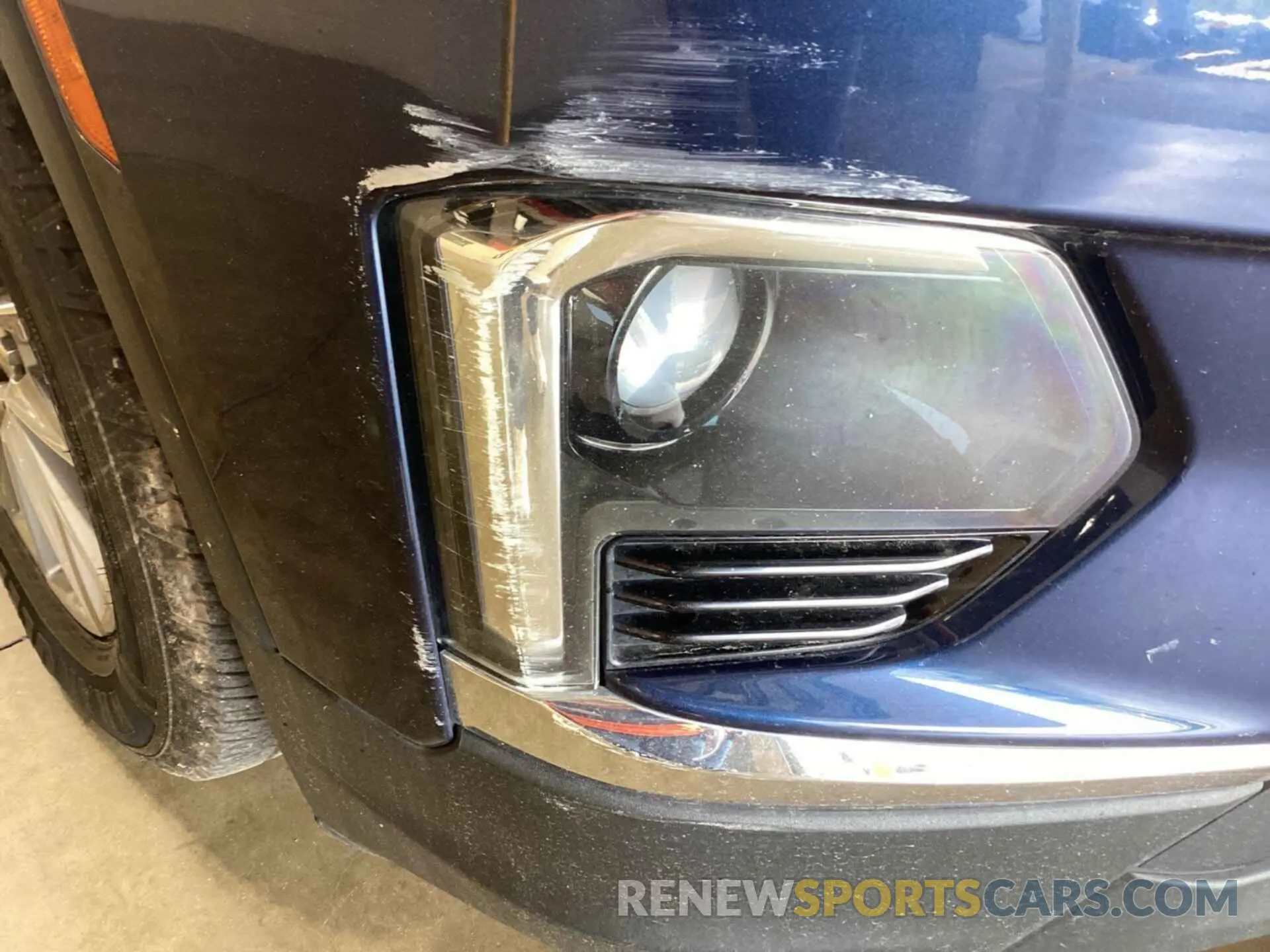 19 Photograph of a damaged car 1GNERGKW6NJ188540 CHEVROLET TRAVERSE 2022