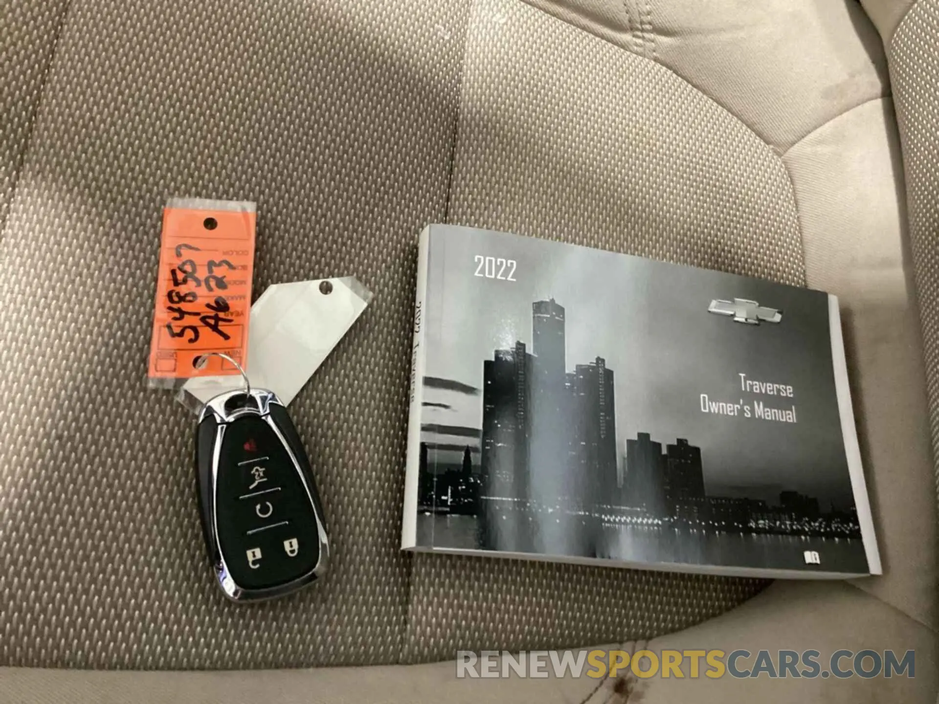 31 Photograph of a damaged car 1GNERGKW6NJ188540 CHEVROLET TRAVERSE 2022