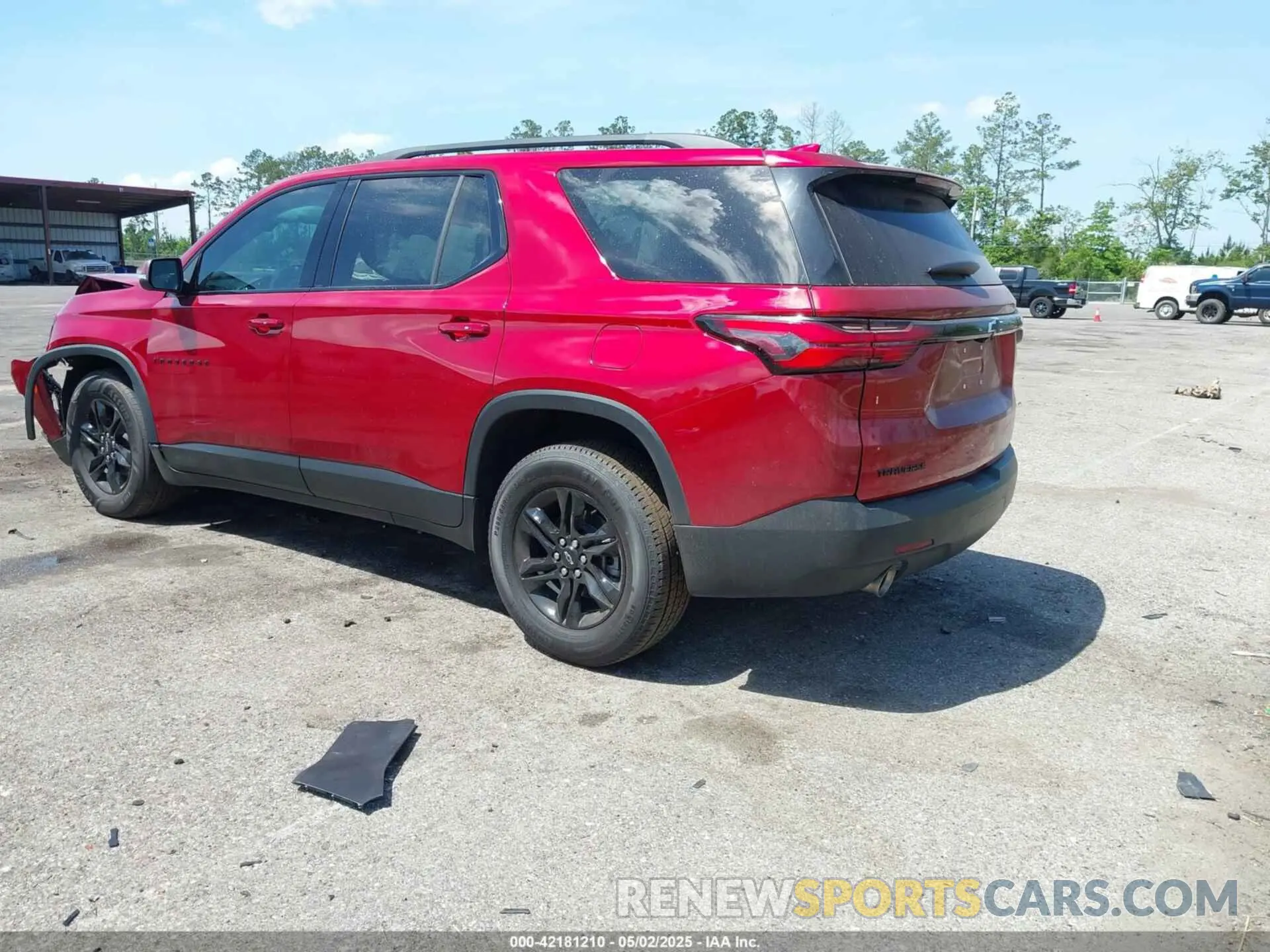 3 Photograph of a damaged car 1GNERGKW7NJ154137 CHEVROLET TRAVERSE 2022