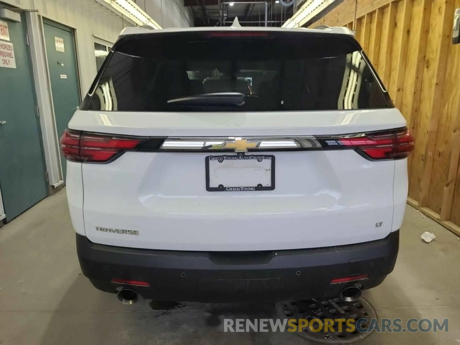 17 Фотография поврежденного автомобиля 1GNERGKW8NJ187096 CHEVROLET TRAVERSE 2022