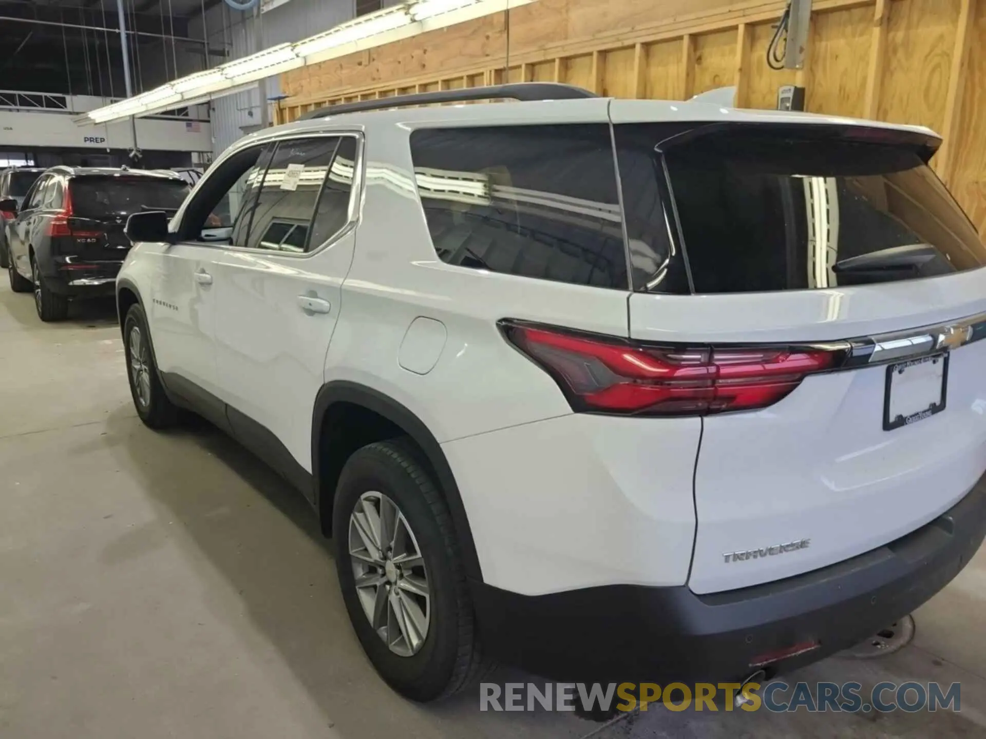 37 Фотография поврежденного автомобиля 1GNERGKW8NJ187096 CHEVROLET TRAVERSE 2022