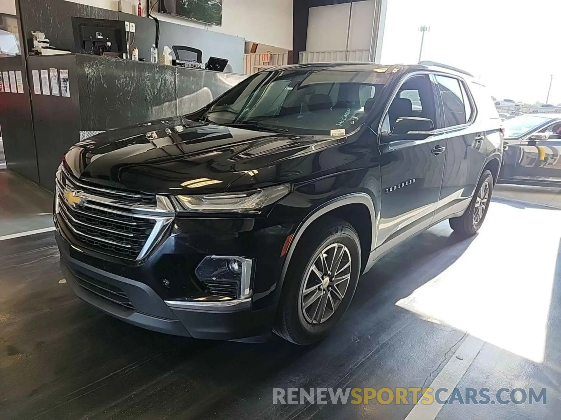 16 Photograph of a damaged car 1GNERGKW9NJ150624 CHEVROLET TRAVERSE 2022
