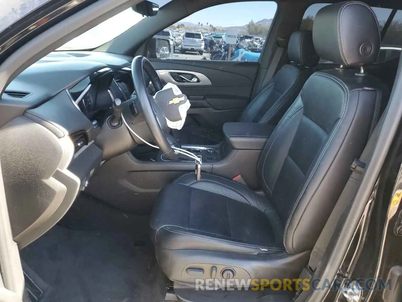 7 Photograph of a damaged car 1GNERGKWXNJ103764 CHEVROLET TRAVERSE 2022