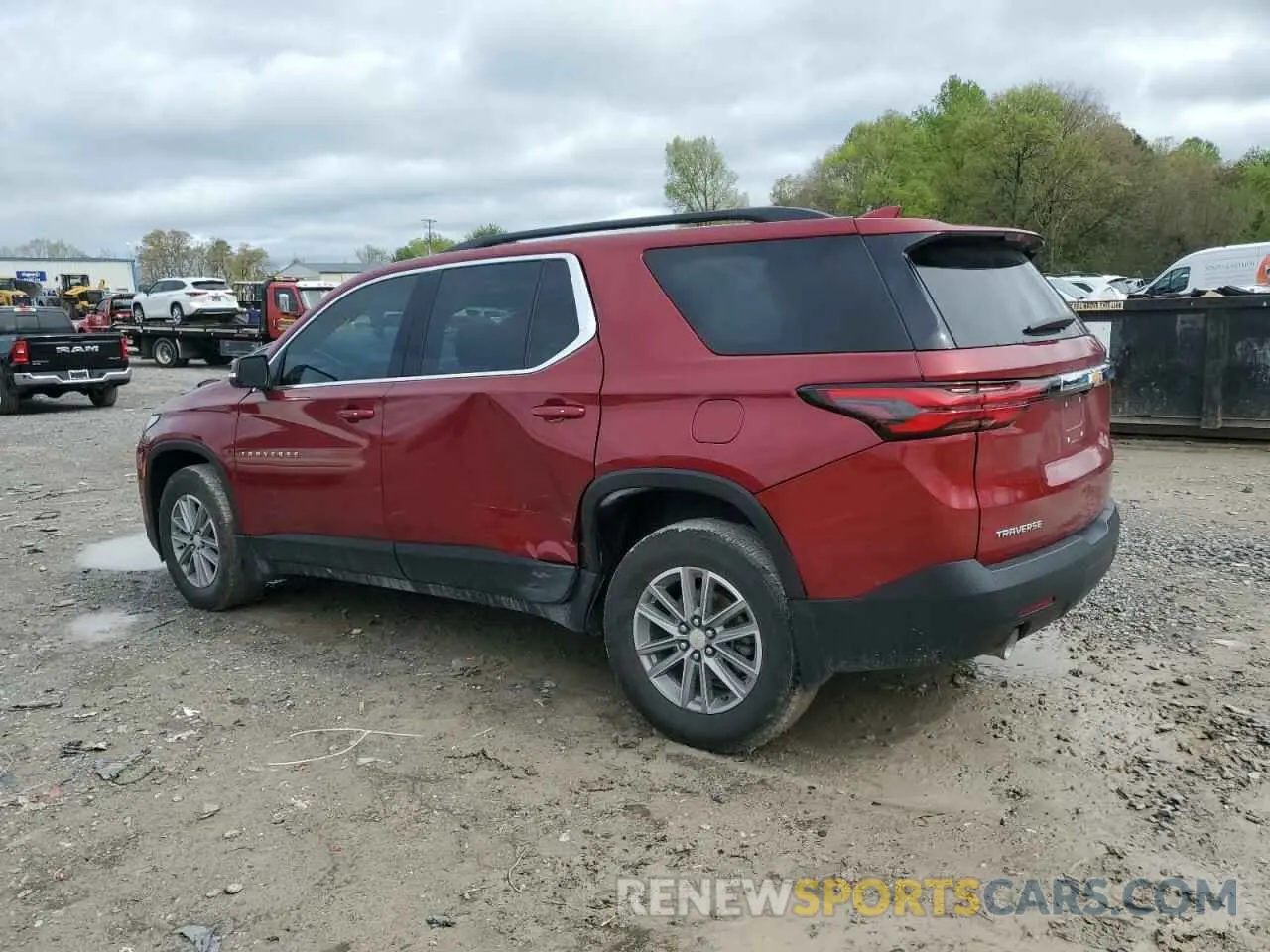 2 Photograph of a damaged car 1GNERGKWXNJ105353 CHEVROLET TRAVERSE 2022