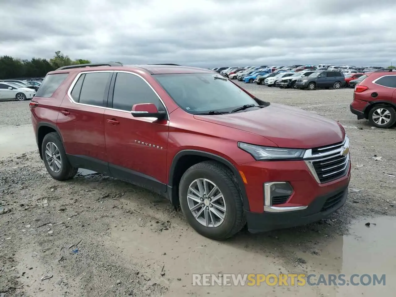 4 Photograph of a damaged car 1GNERGKWXNJ105353 CHEVROLET TRAVERSE 2022