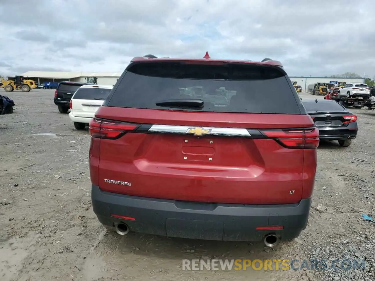 6 Photograph of a damaged car 1GNERGKWXNJ105353 CHEVROLET TRAVERSE 2022