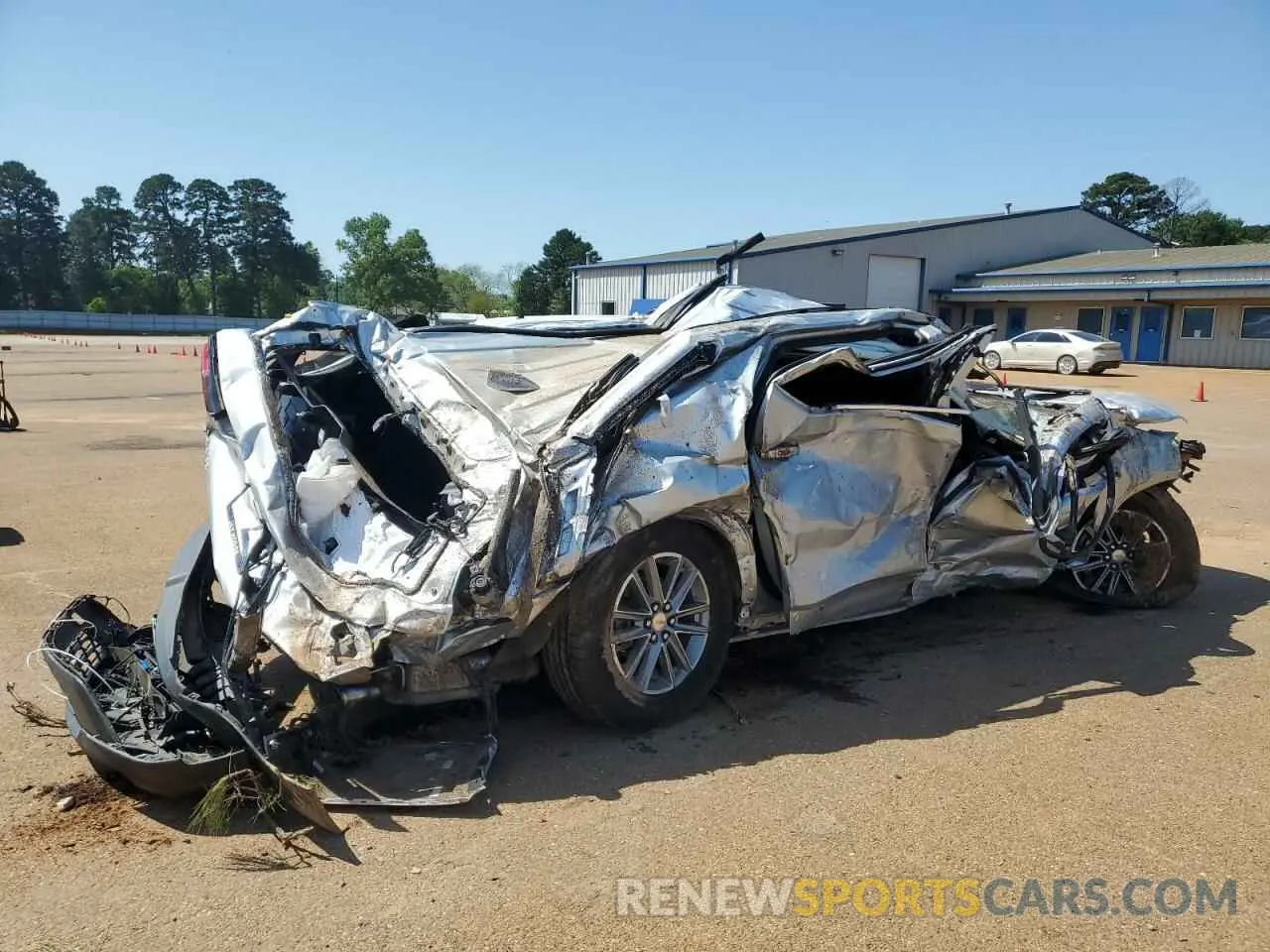 3 Photograph of a damaged car 1GNERGKWXNJ117860 CHEVROLET TRAVERSE 2022