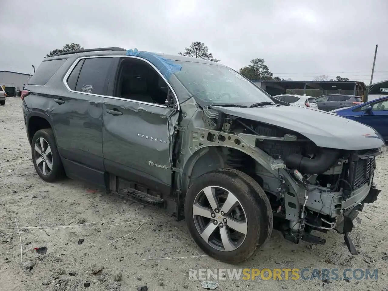 4 Photograph of a damaged car 1GNERHKW1NJ112214 CHEVROLET TRAVERSE 2022