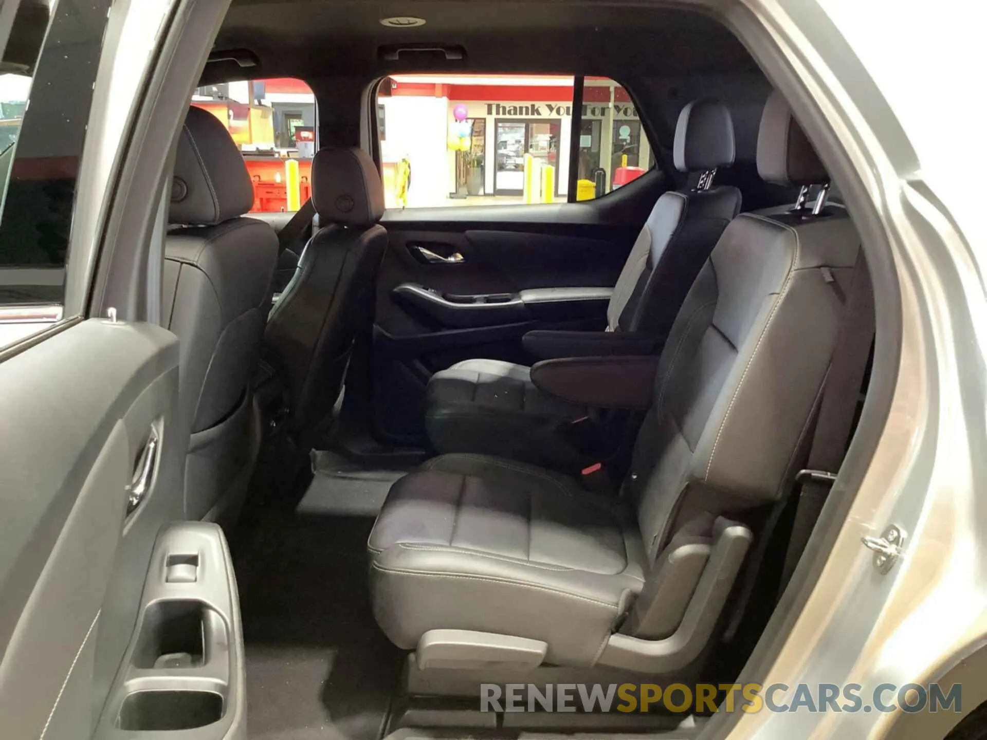 36 Photograph of a damaged car 1GNERHKW3NJ142590 CHEVROLET TRAVERSE 2022