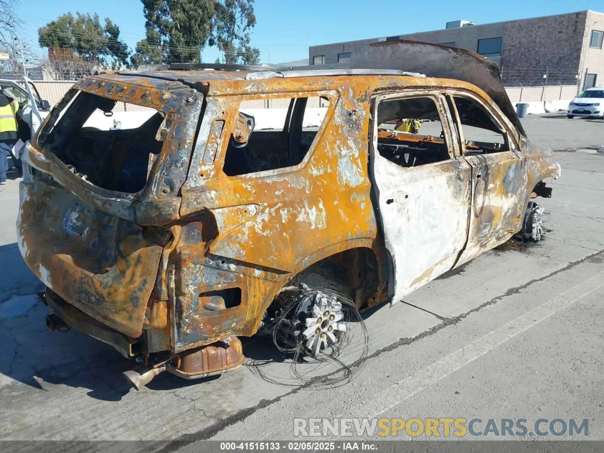 4 Фотография поврежденного автомобиля 1GNERJKW1NJ187647 CHEVROLET TRAVERSE 2022