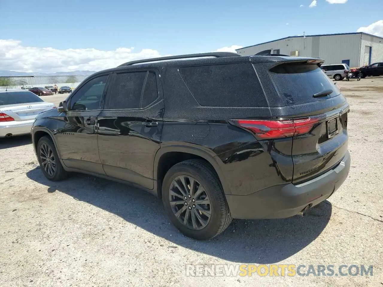 2 Photograph of a damaged car 1GNERJKW2NJ154401 CHEVROLET TRAVERSE 2022
