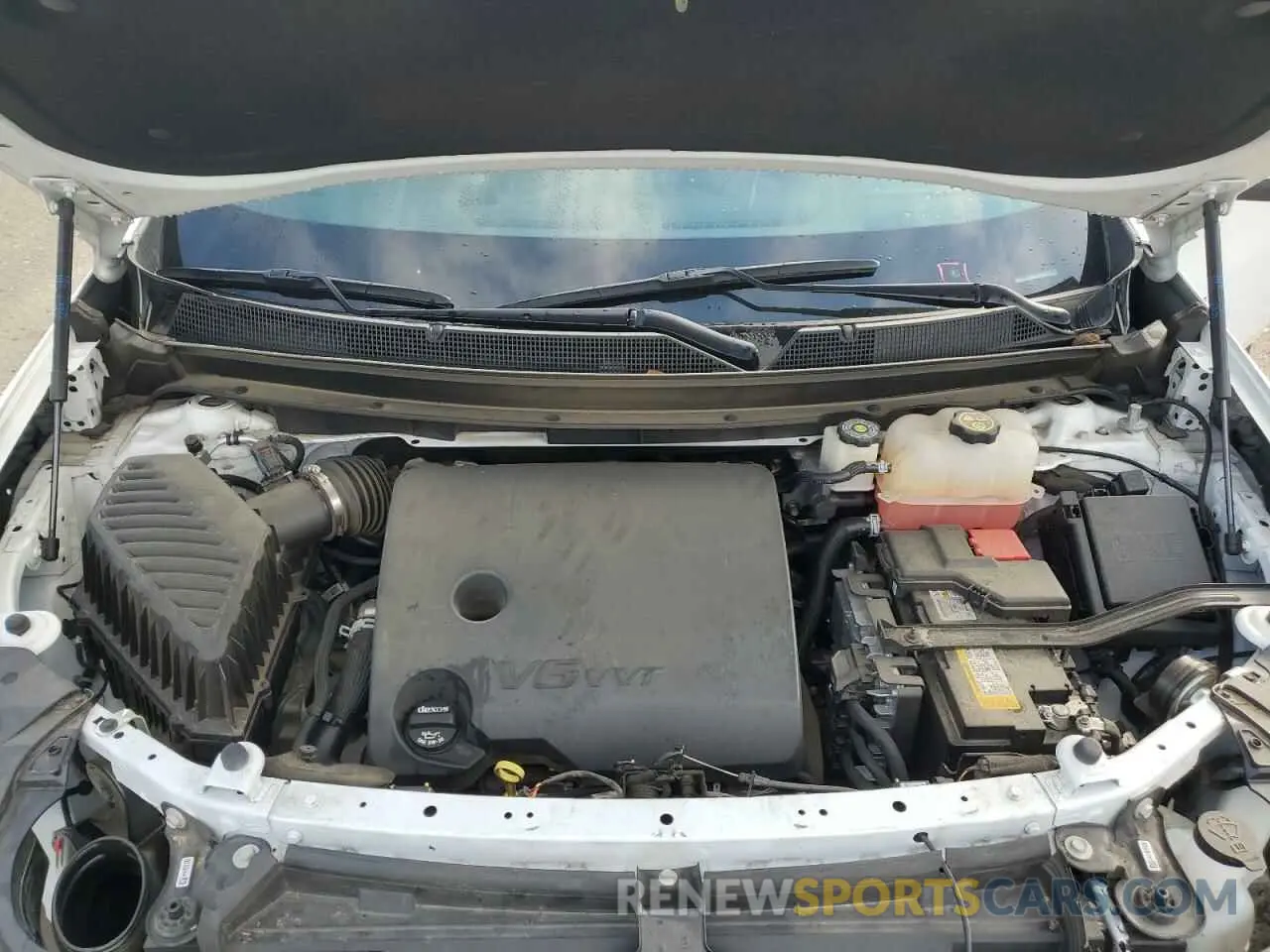 12 Photograph of a damaged car 1GNERJKW9NJ187685 CHEVROLET TRAVERSE 2022