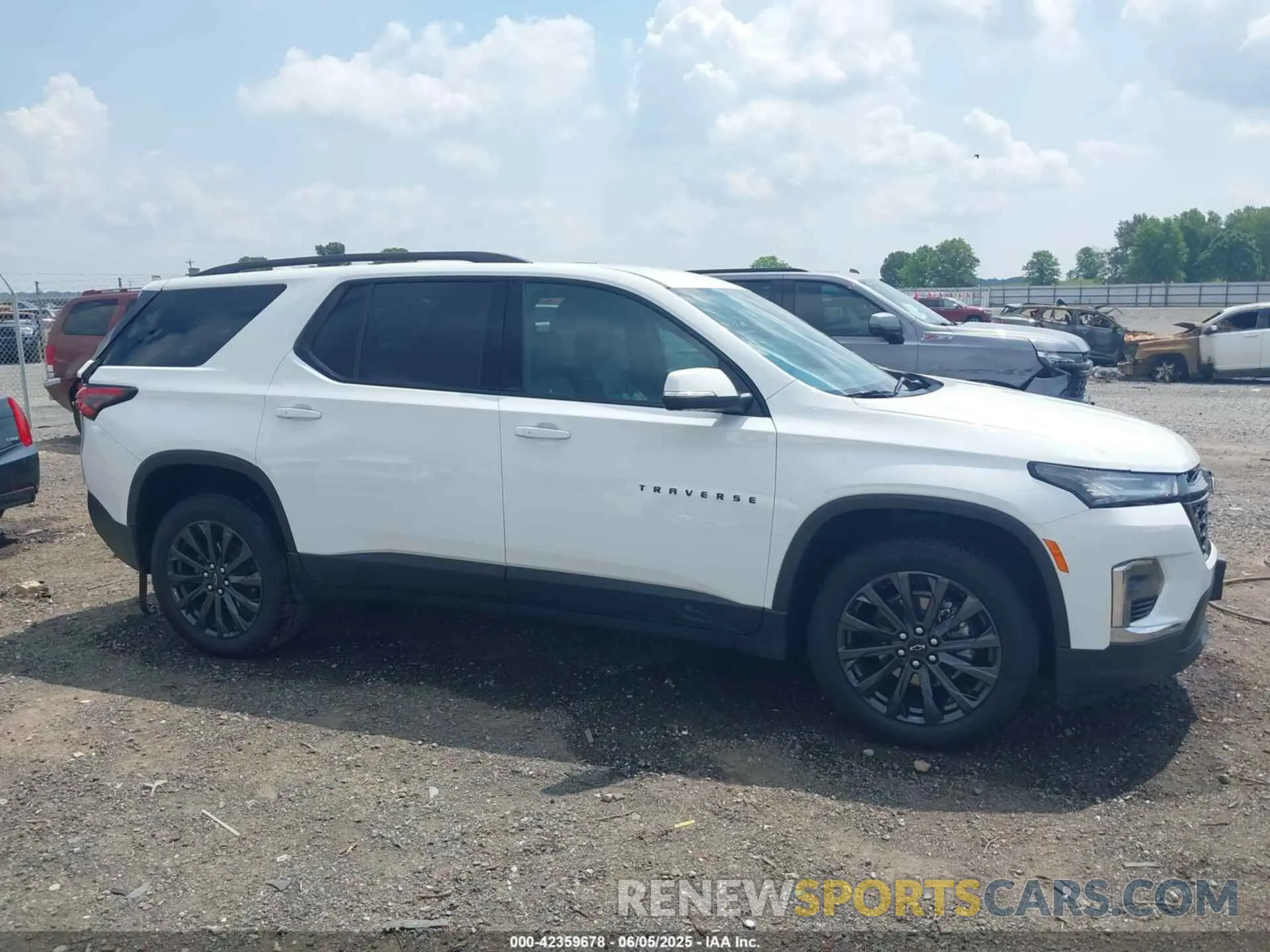 14 Фотография поврежденного автомобиля 1GNERJKW9NJ189470 CHEVROLET TRAVERSE 2022