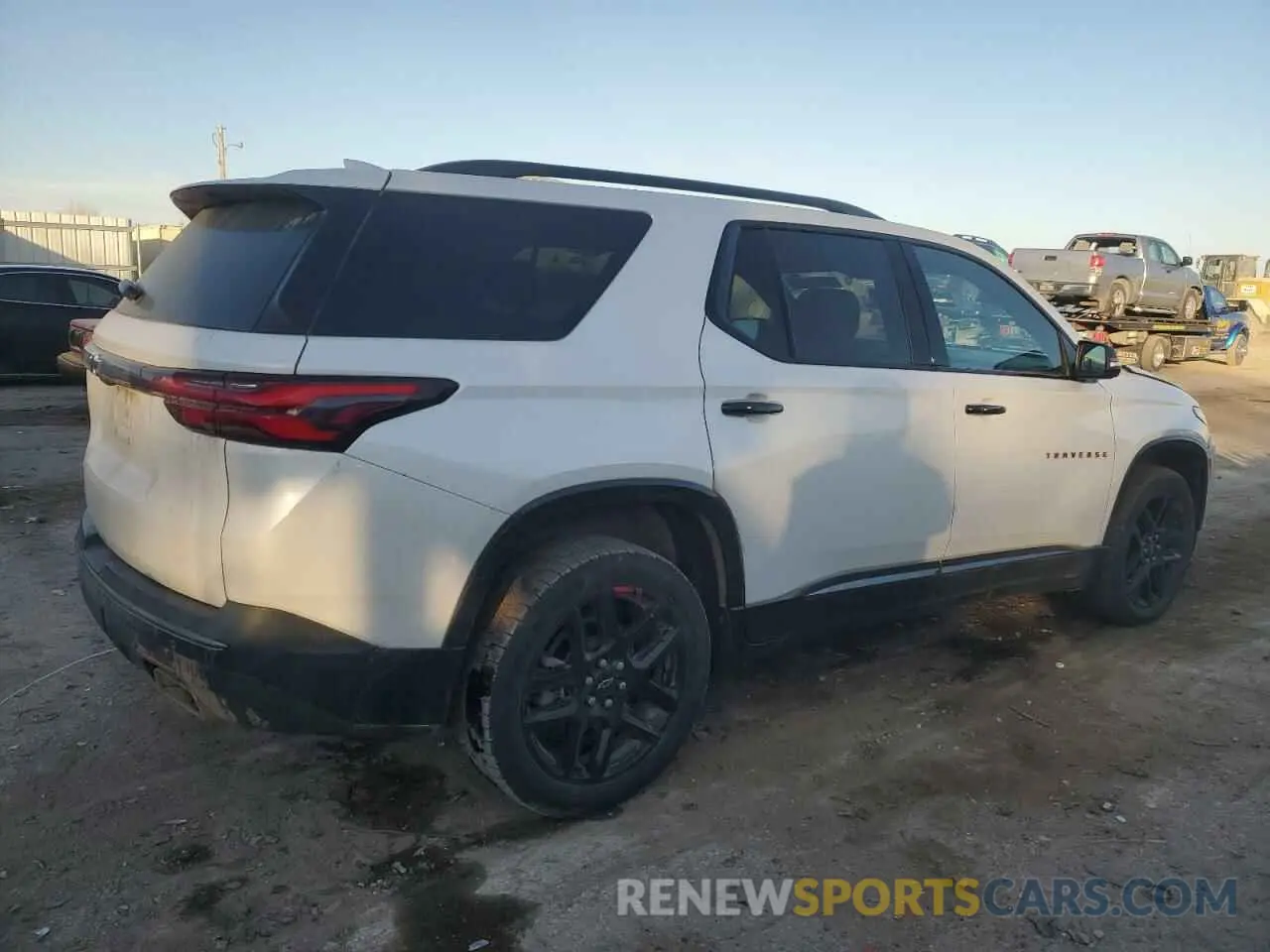 3 Photograph of a damaged car 1GNERKKW8NJ177851 CHEVROLET TRAVERSE 2022