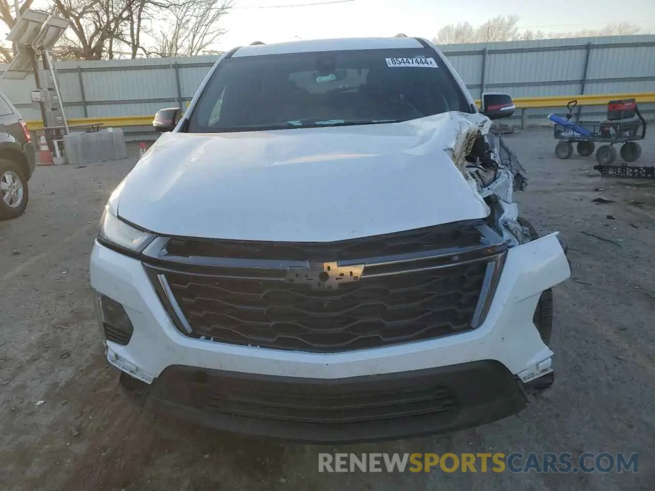 5 Photograph of a damaged car 1GNERKKW8NJ177851 CHEVROLET TRAVERSE 2022