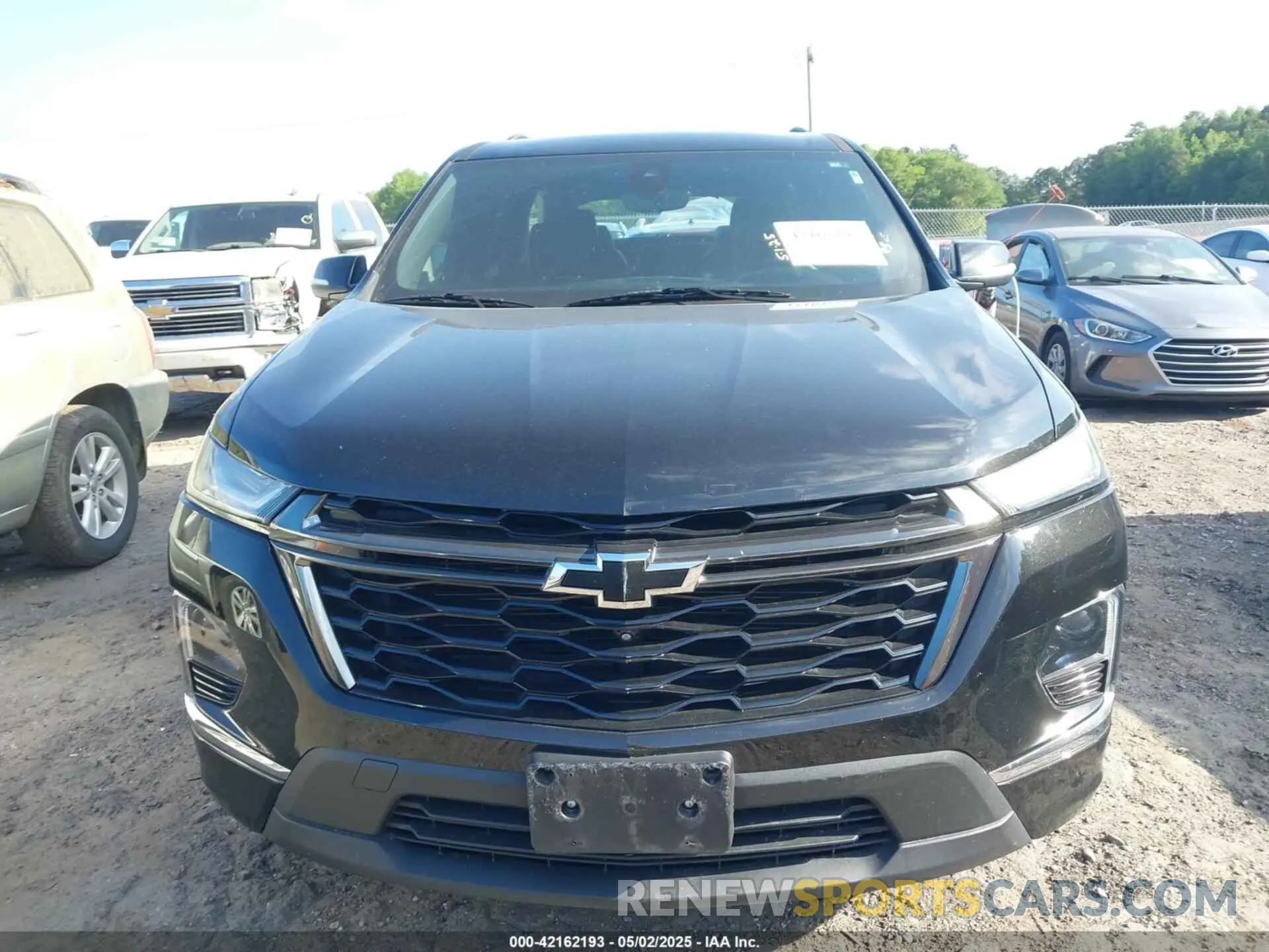 12 Photograph of a damaged car 1GNERKKW9NJ153316 CHEVROLET TRAVERSE 2022