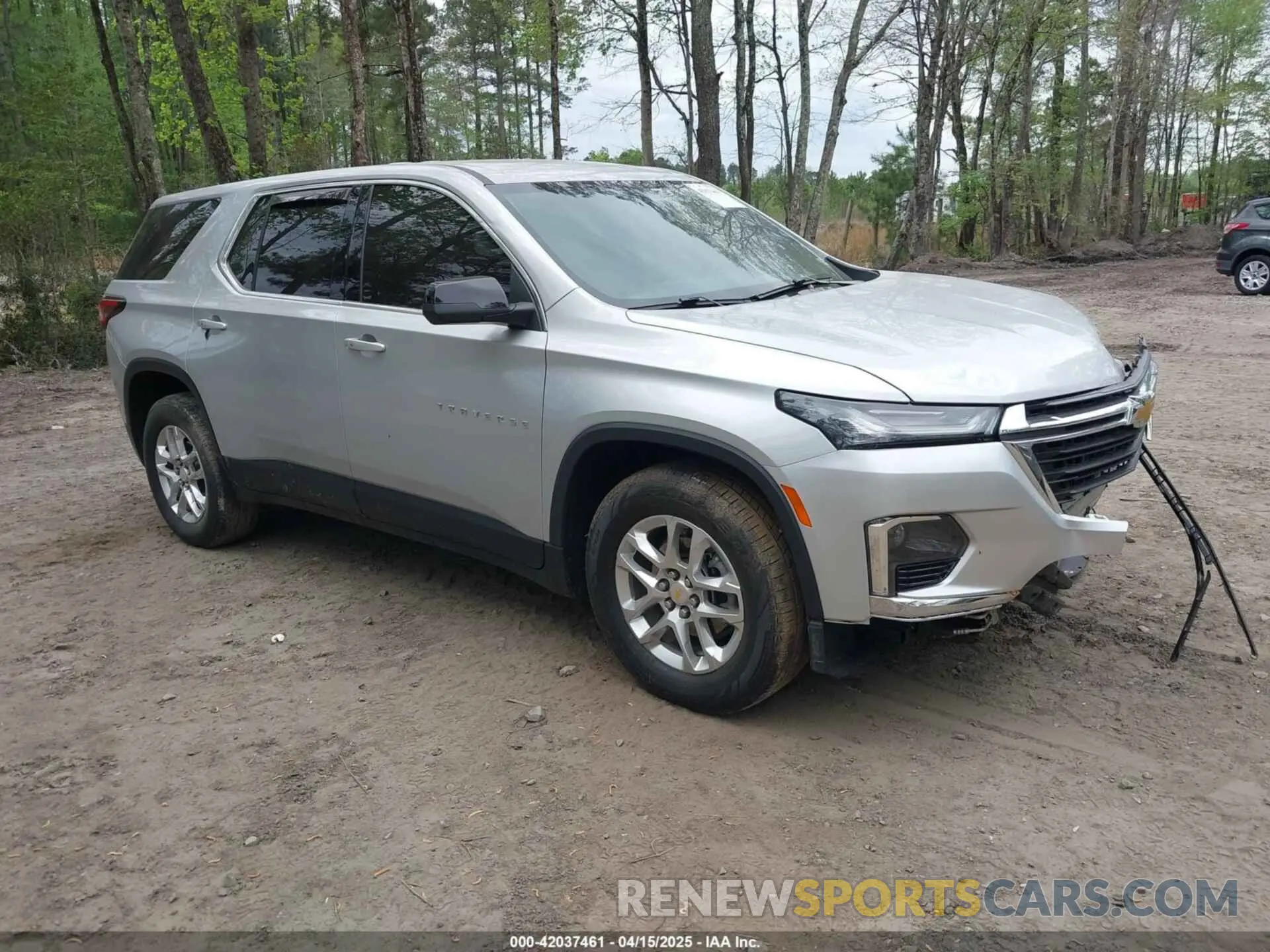 1 Фотография поврежденного автомобиля 1GNEVFKW4NJ101305 CHEVROLET TRAVERSE 2022