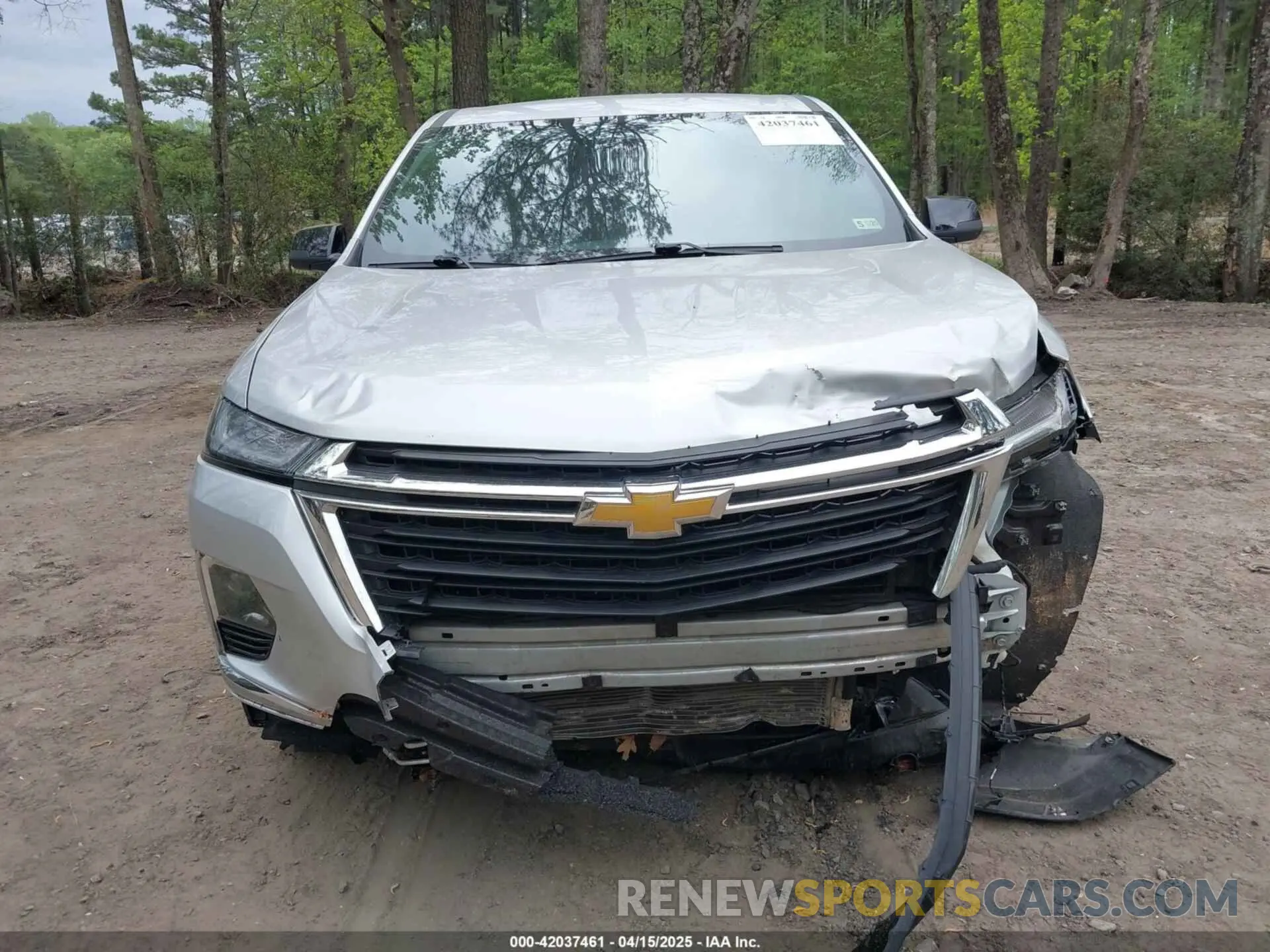 13 Фотография поврежденного автомобиля 1GNEVFKW4NJ101305 CHEVROLET TRAVERSE 2022