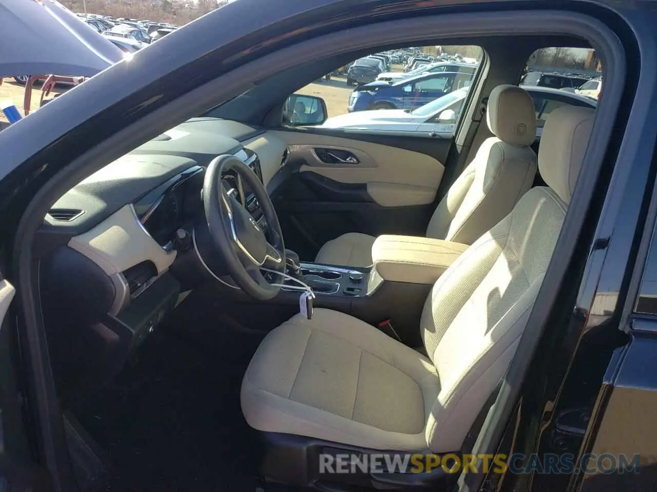 7 Photograph of a damaged car 1GNEVFKW5NJ120168 CHEVROLET TRAVERSE 2022