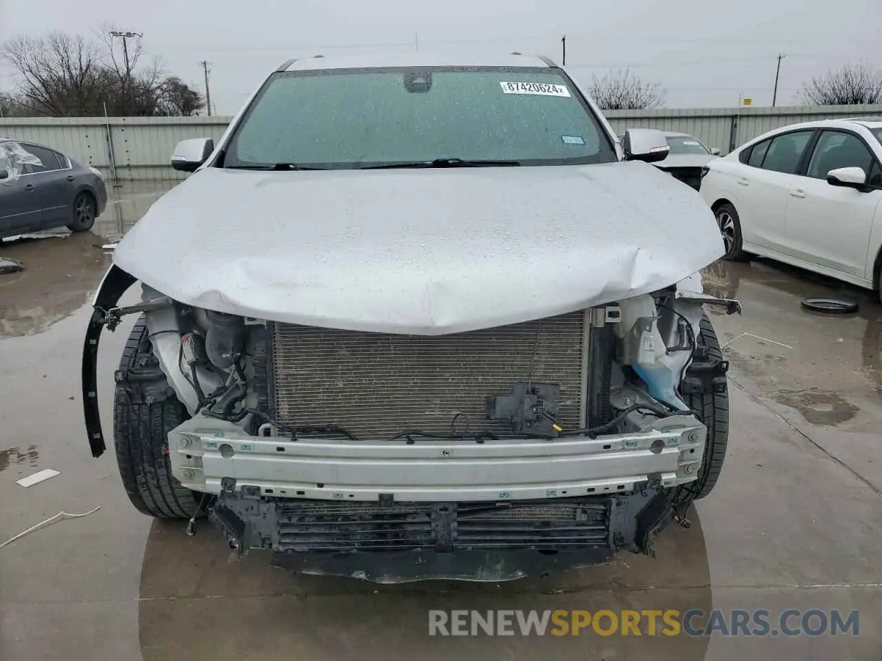 5 Photograph of a damaged car 1GNEVGKW4NJ113671 CHEVROLET TRAVERSE 2022