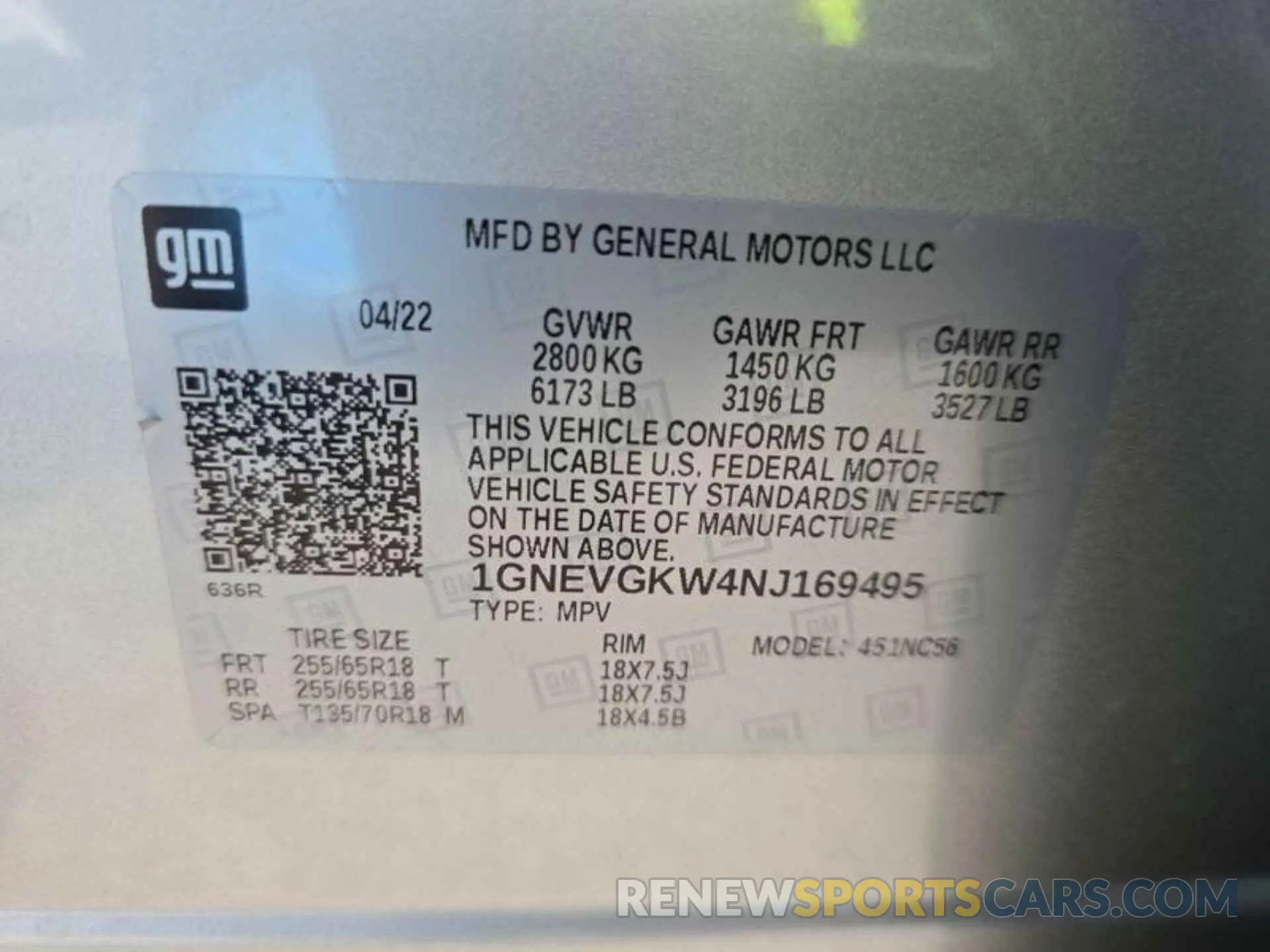 18 Photograph of a damaged car 1GNEVGKW4NJ169495 CHEVROLET TRAVERSE 2022