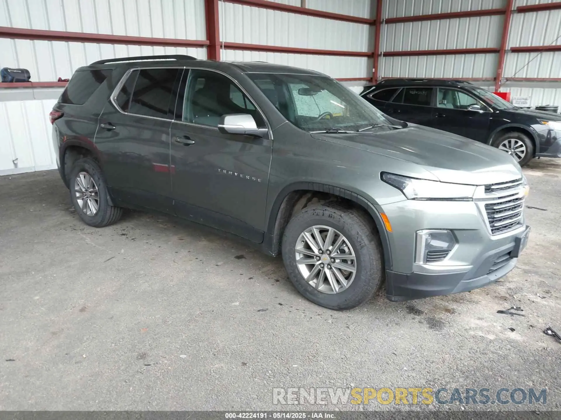 1 Photograph of a damaged car 1GNEVGKW5NJ133220 CHEVROLET TRAVERSE 2022