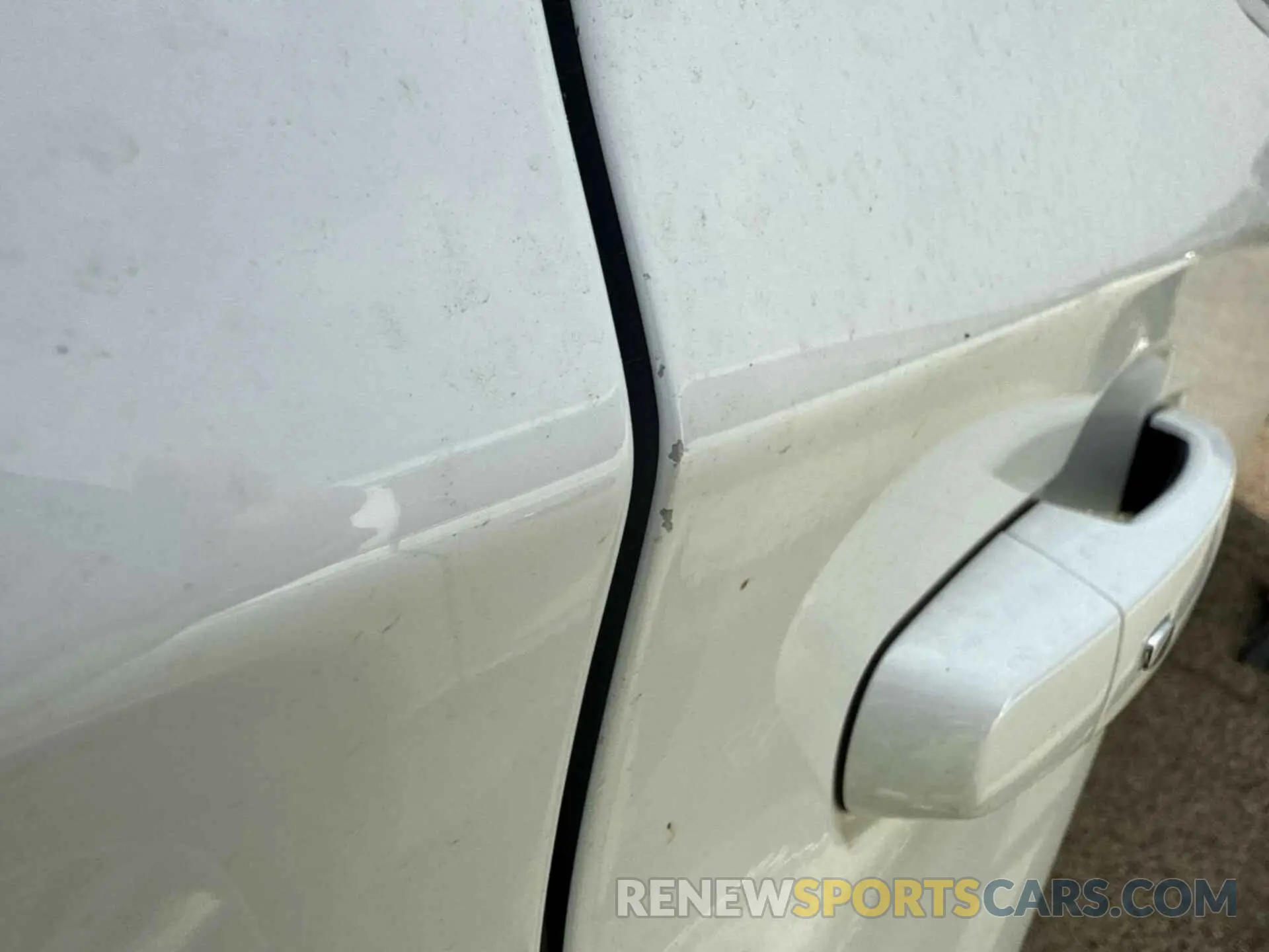 2 Фотография поврежденного автомобиля 1GNEVGKW7NJ151086 CHEVROLET TRAVERSE 2022