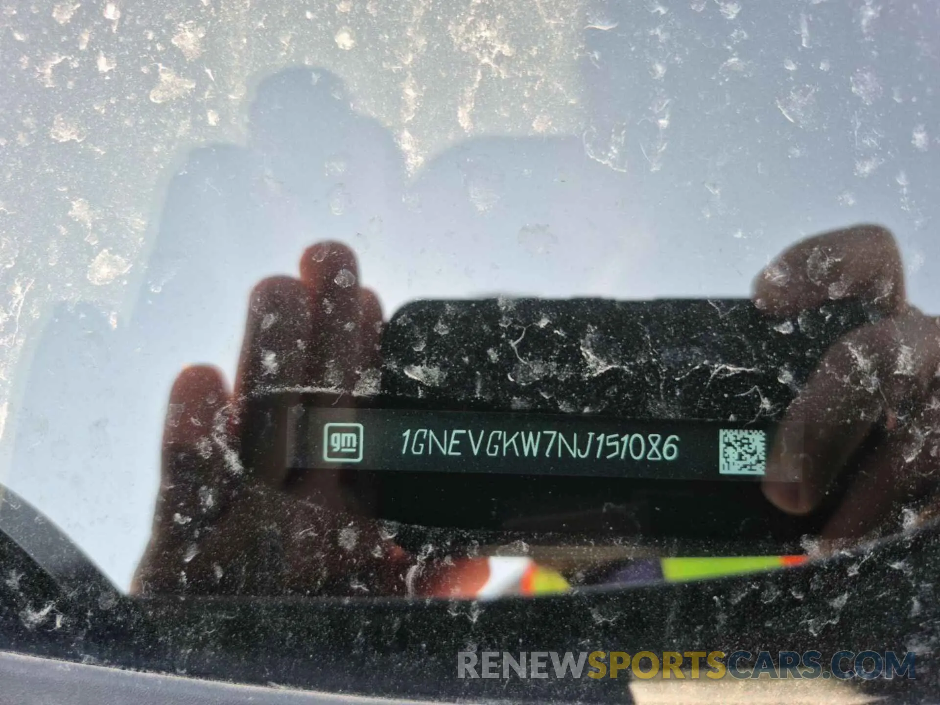 22 Фотография поврежденного автомобиля 1GNEVGKW7NJ151086 CHEVROLET TRAVERSE 2022