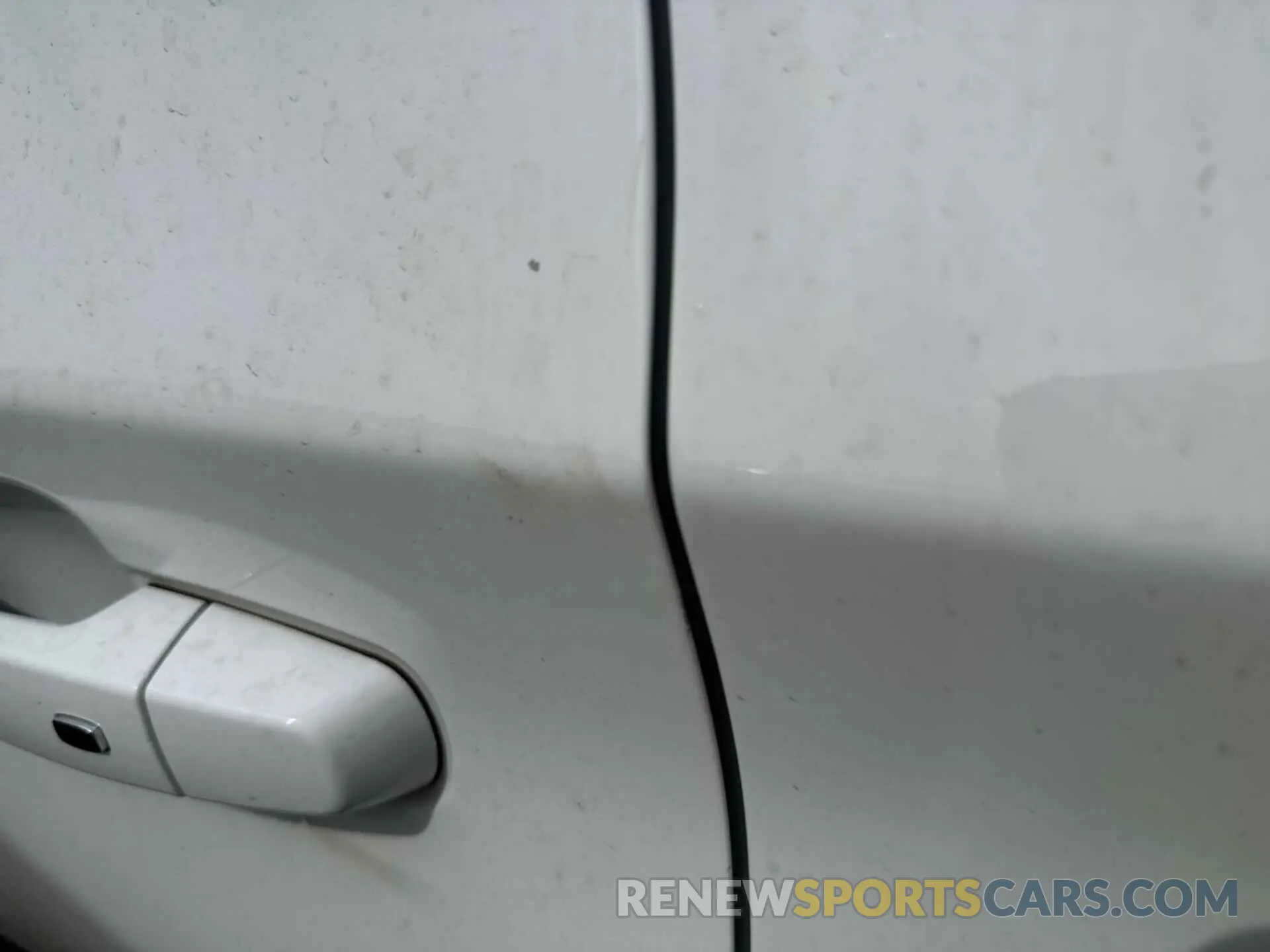 9 Фотография поврежденного автомобиля 1GNEVGKW7NJ151086 CHEVROLET TRAVERSE 2022