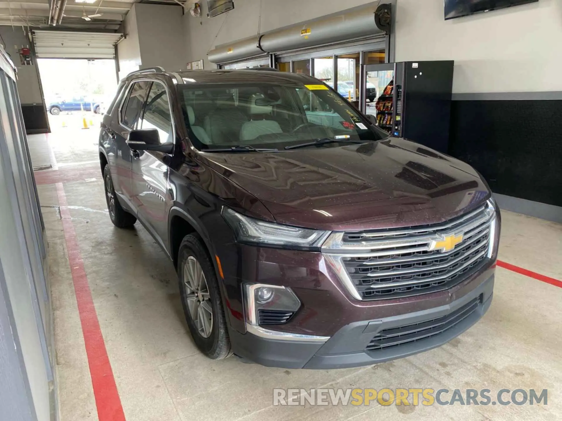 16 Фотография поврежденного автомобиля 1GNEVGKW9NJ180766 CHEVROLET TRAVERSE 2022